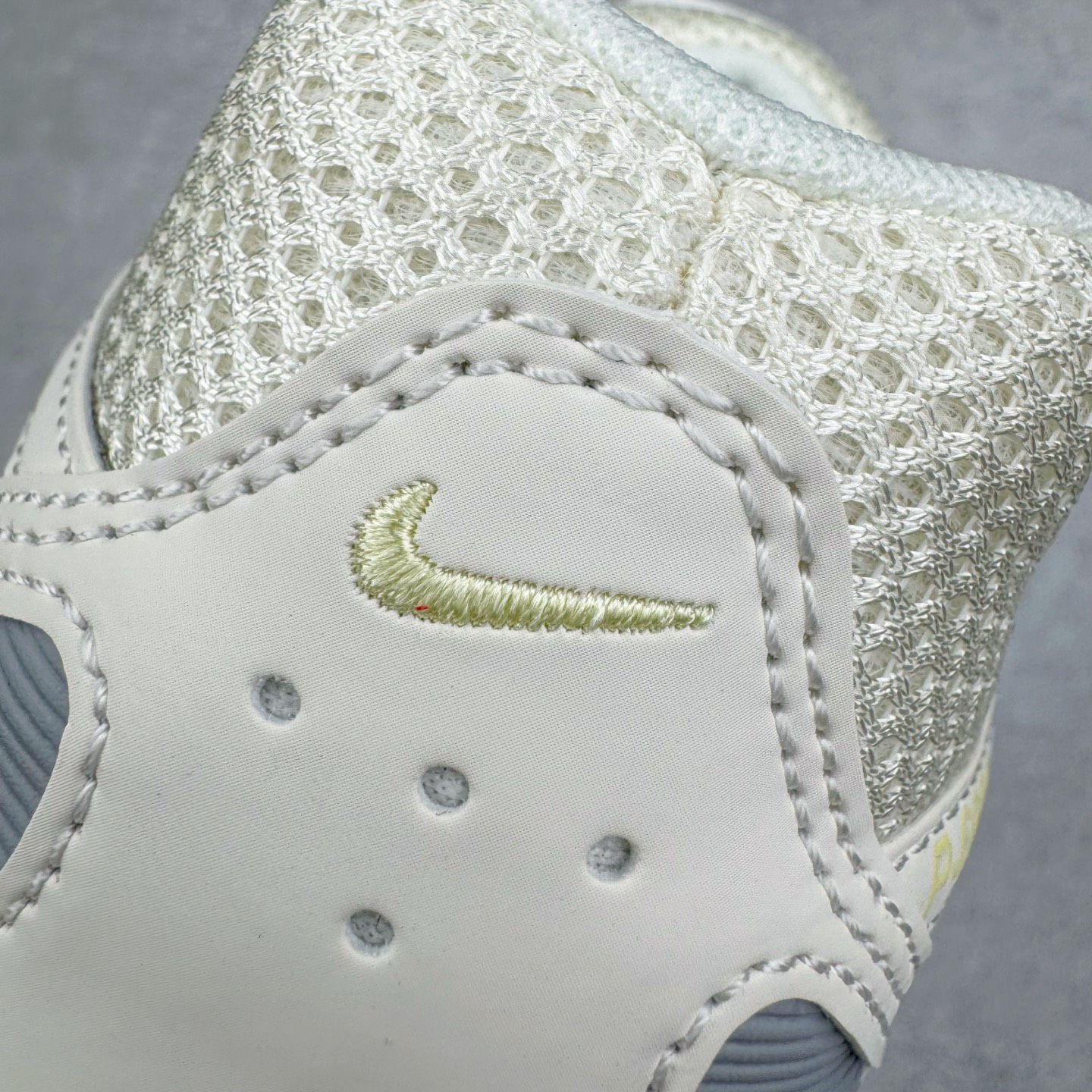 图片[16]-NK P-6000 系列低帮复古老爹风休闲运动舒适慢跑鞋 购入原鞋原装纸板楦头开发 独家私模四层组合大底 市场唯一正确版本 良心定价 新配色陆续出货 进口三文治网面 融合 Pegasus 过往运动鞋设计 助力 21 世纪早期跑步运动跃升时尚新高度 采用透气网眼布、运动风格线条和耐穿覆面 兼具吸睛外观和舒适感受 中底泡绵以田径赛道为灵感 打造厚实设计 缔造出众缓震性能 尺码：36 36.5 37.5 38 38.5 39 40 40.5 41 42 42.5 43 44 44.5 45-选品中心