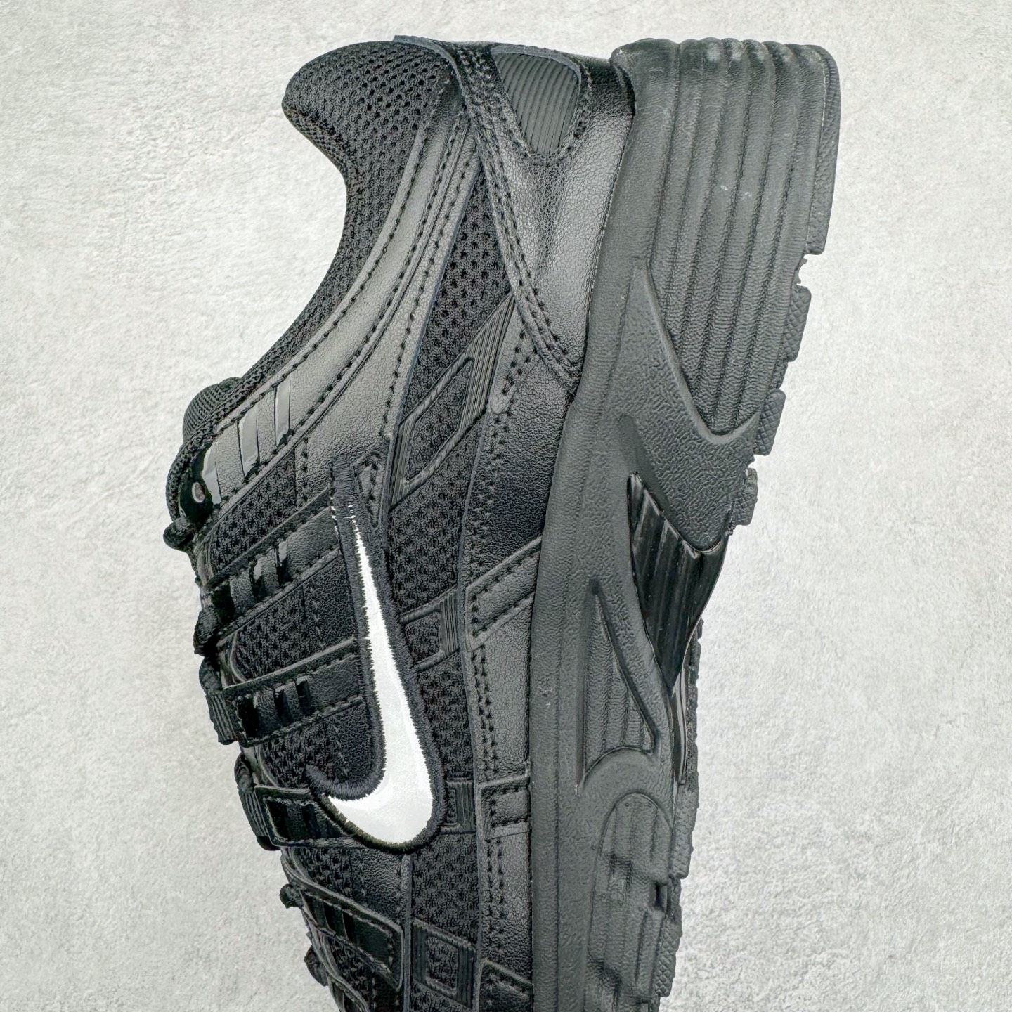 图片[7]-NK P-6000 系列低帮复古老爹风休闲运动舒适慢跑鞋 购入原鞋原装纸板楦头开发 独家私模四层组合大底 市场唯一正确版本 良心定价 新配色陆续出货 进口三文治网面 融合 Pegasus 过往运动鞋设计 助力 21 世纪早期跑步运动跃升时尚新高度 采用透气网眼布、运动风格线条和耐穿覆面 兼具吸睛外观和舒适感受 中底泡绵以田径赛道为灵感 打造厚实设计 缔造出众缓震性能 尺码：36 36.5 37.5 38 38.5 39 40 40.5 41 42 42.5 43 44 44.5 45-选品中心