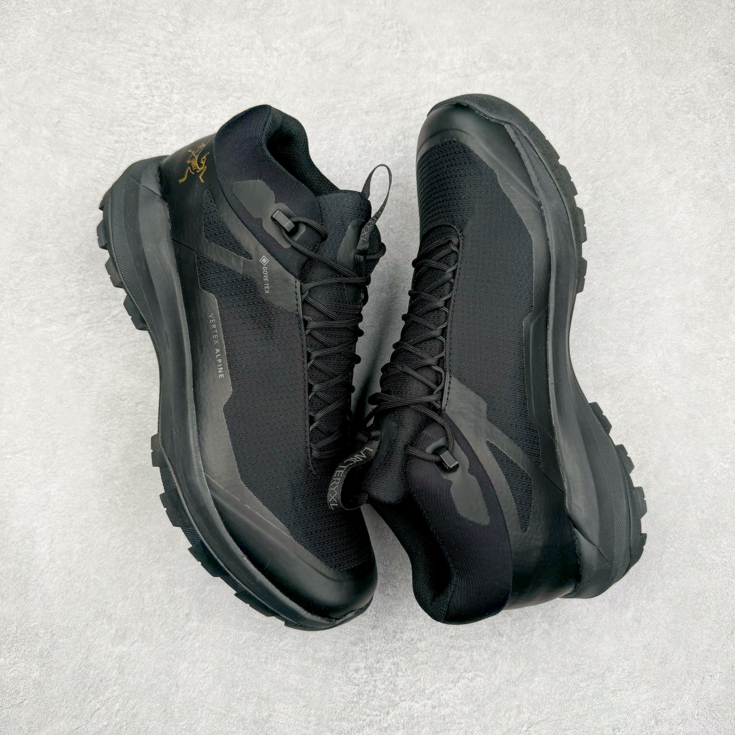 图片[3]-＃GD广顶 Arcteryx Vertex Alpine Gtx 始祖鸟舒适百搭 防滑耐磨中帮户外功能鞋 独家原底面配置 全套原厂生产指令 内外盒标包装纸鞋带配件均同步公司 公司一样的东西 放心开冲 外贸 零售 裸鞋 渠道货 随意操作 承诺半个月内开胶直接换新 尺码：39.5 40 40.5 41 42 42.5 43 44 44.5 45-选品中心