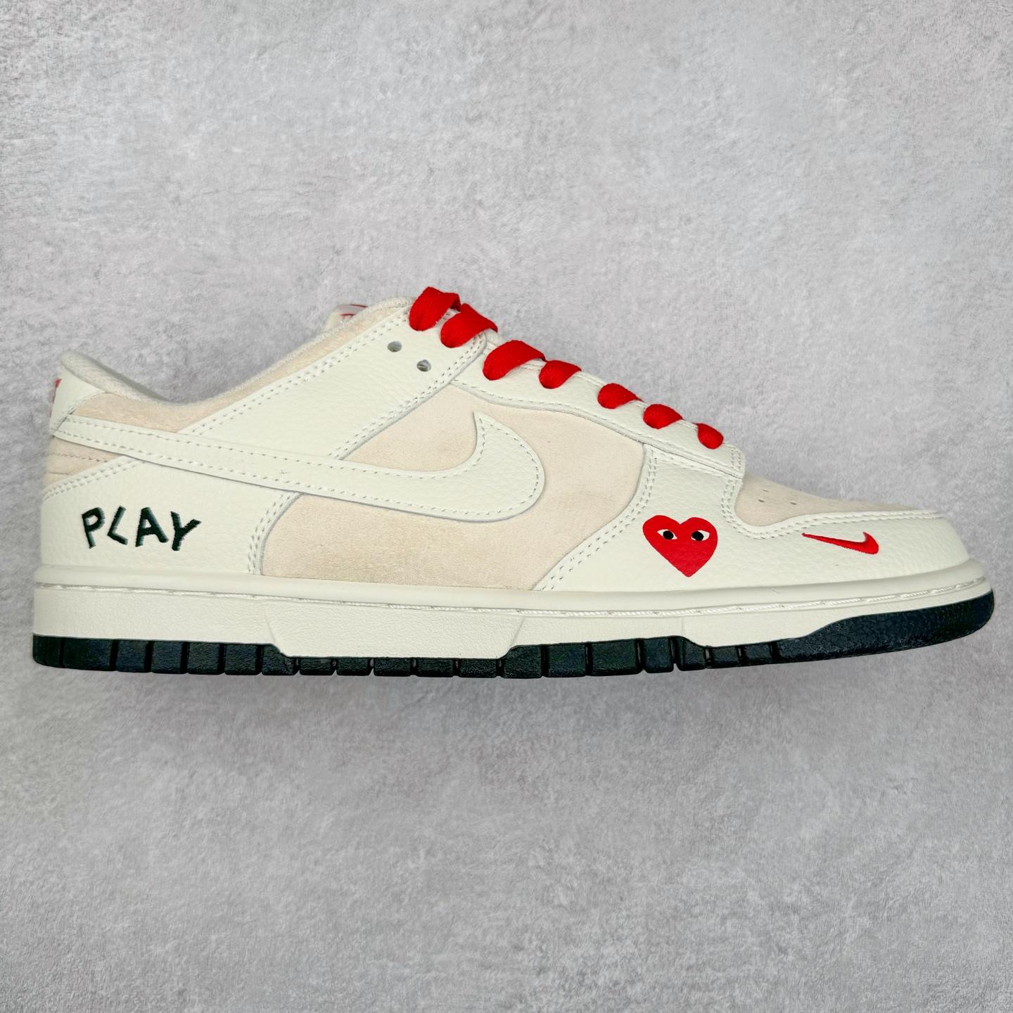 NK Dunk Low 定制配色 DJ2024-052 大厂出品 极力推荐 原装头层材料 独家版型蒸餾加工帶來的是更好的视觉和脚感体验大厂纯原品质出货 清洁度 电绣工艺 皮料切割干净无任何毛边 细节完美 尺码:36 36.5 37.5 38 38.5 39 40 40.5 41 42 42.5 43 44 44.5 45-选品中心