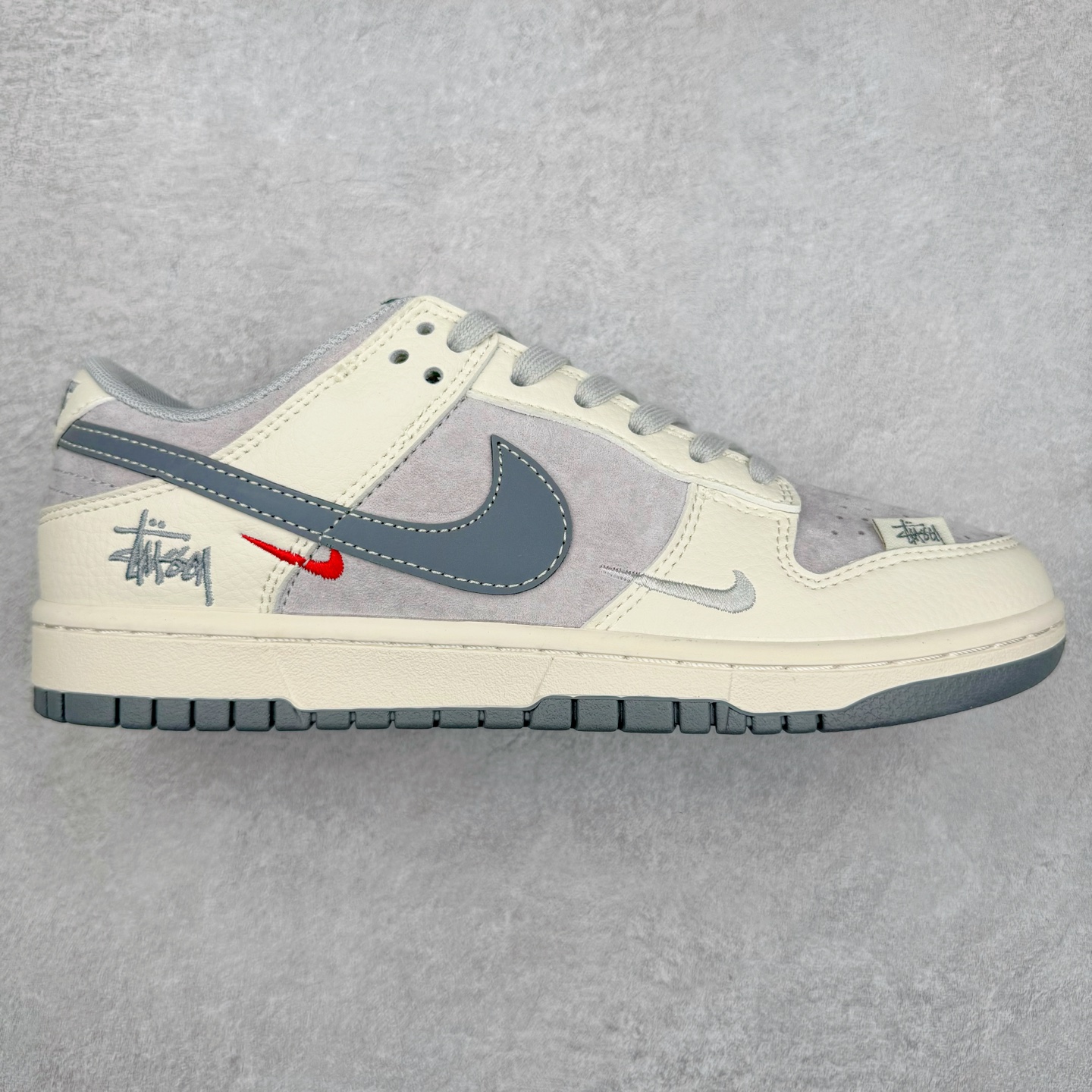 NK Dunk Low 定制配色 DM6868-027 大厂出品 极力推荐 原装头层材料 独家版型蒸餾加工帶來的是更好的视觉和脚感体验大厂纯原品质出货 清洁度 电绣工艺 皮料切割干净无任何毛边 细节完美 尺码:36 36.5 37.5 38 38.5 39 40 40.5 41 42 42.5 43 44 44.5 45-选品中心