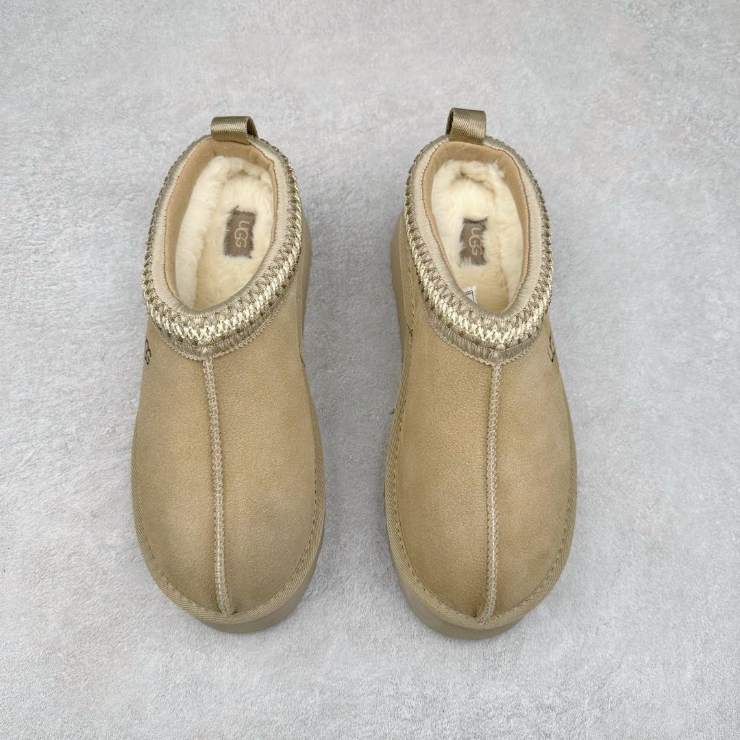 图片[2]-＃福利特价 UGG秋冬经典户外雪地靴 官方同步包装 检验标 材料采用原厂防污防水皮料 羊毛皮一体 防滑耐磨轻翼大底 保暖性能十足 严寒季节 必属佳品 尺码：35 36 37 38 39 40-选品中心