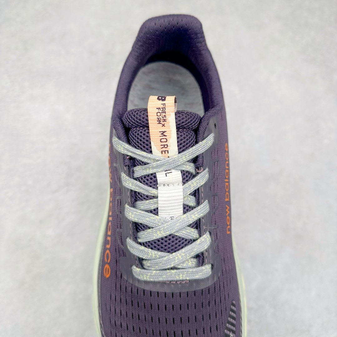 图片[5]-New Balance Fresh Foam X Trail More v3 新百伦NB莫尔V3系列低帮轻量化厚底户外越野休闲运动慢跑鞋 MTMORNGR 无论是越野训练跑还是享受自然美景 New Balance Fresh Foam X Trail More v3 都能确保双脚凉爽舒适 获得缓震支撑 这款越野跑鞋採用透气的合成/网眼鞋面 加上双层 Fresh Foam X 中底实现绝佳舒适著感 搭载鞋头防护科技与 All Terrain 系列最厚鞋底 可防止碎石跑入鞋内 让你尽情探索不受限 尺码：36 37 37.5 38 38.5 39.5 40 40.5 41.5 42 42.5 43 44 44.5 45-选品中心