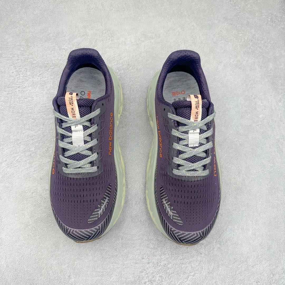 图片[2]-New Balance Fresh Foam X Trail More v3 新百伦NB莫尔V3系列低帮轻量化厚底户外越野休闲运动慢跑鞋 MTMORNGR 无论是越野训练跑还是享受自然美景 New Balance Fresh Foam X Trail More v3 都能确保双脚凉爽舒适 获得缓震支撑 这款越野跑鞋採用透气的合成/网眼鞋面 加上双层 Fresh Foam X 中底实现绝佳舒适著感 搭载鞋头防护科技与 All Terrain 系列最厚鞋底 可防止碎石跑入鞋内 让你尽情探索不受限 尺码：36 37 37.5 38 38.5 39.5 40 40.5 41.5 42 42.5 43 44 44.5 45-选品中心