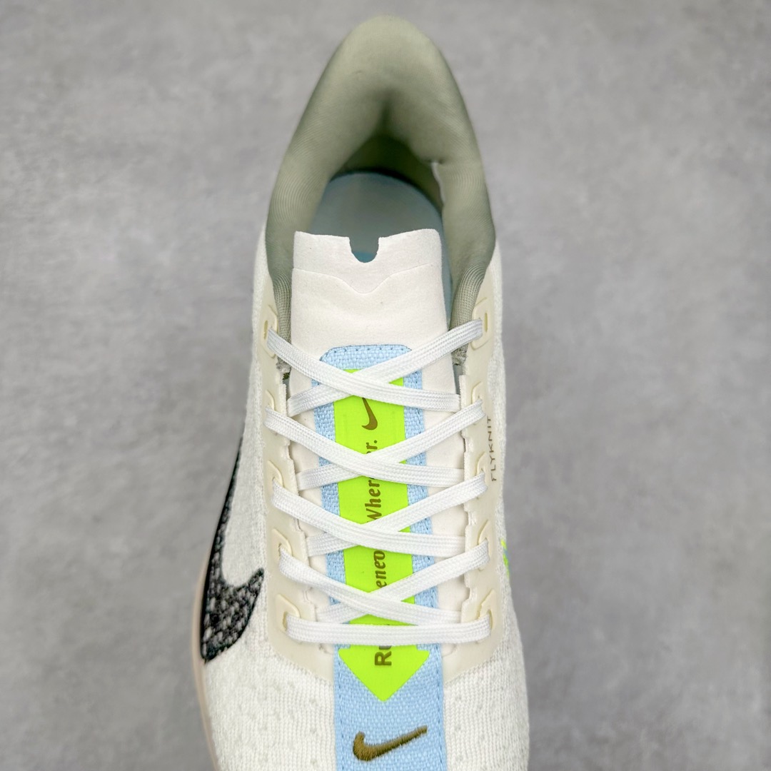 图片[5]-NK Zoom Pegasus Plus 超级飞马涡轮增压马拉松慢跑鞋 FQ7262 在设计上延续了原版鞋款的经典风格，向 Pegasus Turbo 致敬。鞋面采用 Flyknit 材质，巧妙地在不同区域实现紧密与松散的编织结合。标志性的尼龙中部条纹与原版 Turbo 设计呼应。原有的 Flywire 被内部毡织带替代。鞋领的衬垫和鞋跟支撑则为鞋面增添了完善的细节。与以往的 Turbo 型号采用双层泡沫不同，Pegasus Plus 使用了一体式 ZoomX 中底。鞋跟厚度为 35 毫米，前掌为 25 毫米，形成 10 毫米的落差，外底覆盖了大量橡胶，而 ZoomX 外露的部分也十分显眼。尺码：36 36.5 37.5 38 38.5 39 40 40.5 41 42 42.5 43 44 44.5 45-选品中心