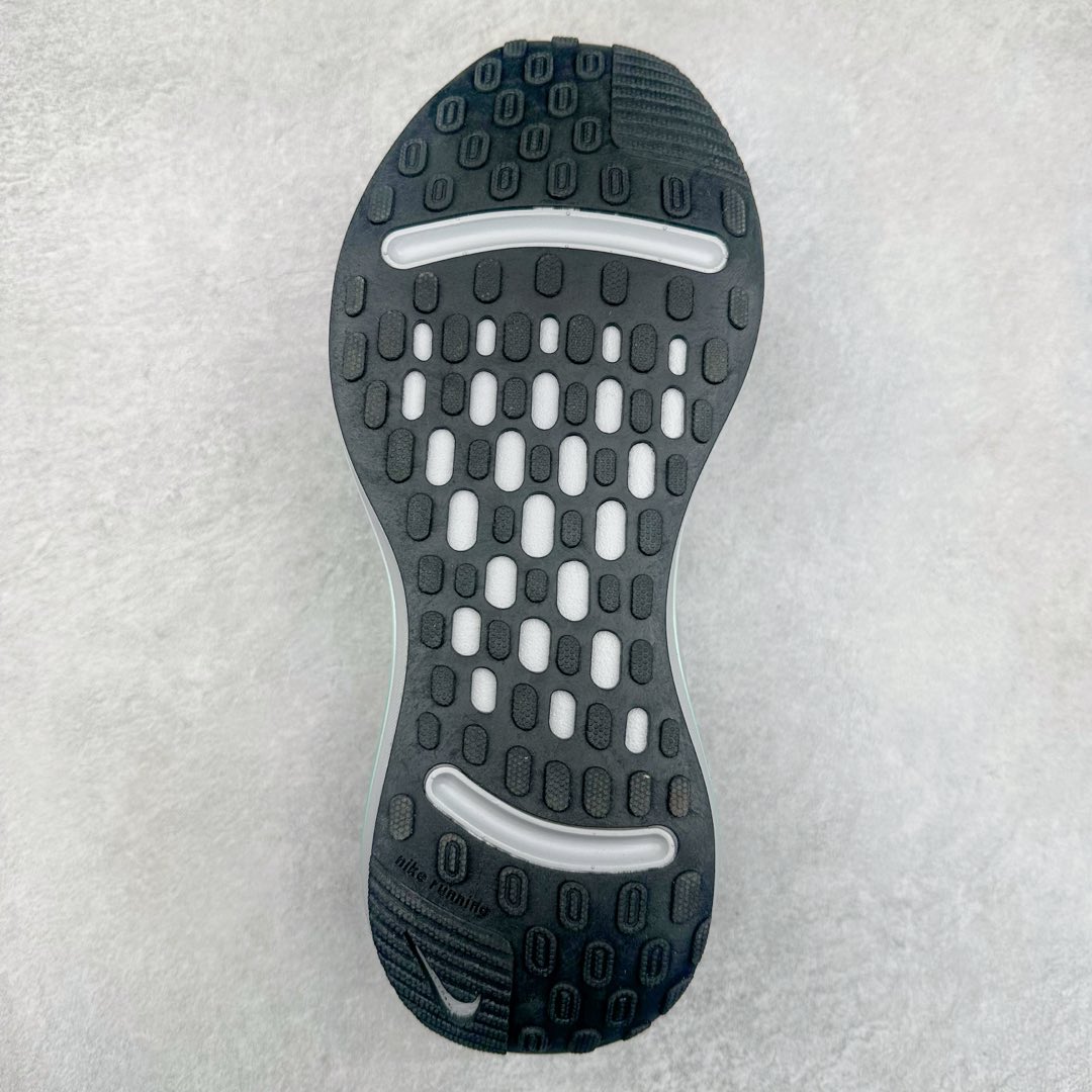 图片[9]-＃纯原福利 NK Journey Run 旅程慢跑系列低帮轻质缓震休闲运动公路跑步鞋 采用科技织法轻盈织物合成鞋面材质 搭载柔软厚实ComfiRide 泡绵缓震组合外置防滑耐磨橡胶底片 穿上 Journey Run 公路跑步鞋 尽情畅跑 享受每一步的风景 搭载柔软厚实的 ComfiRide 泡绵缓震配置 助你征服充满挑战的路面 大步流星 微笑前行 该鞋款舒适非凡 让你爱不释脚 尺码：35.5 36 36.5 37.5 38 38.5 39 40 40.5 41 42 42.5 43 44 44.5 45-选品中心