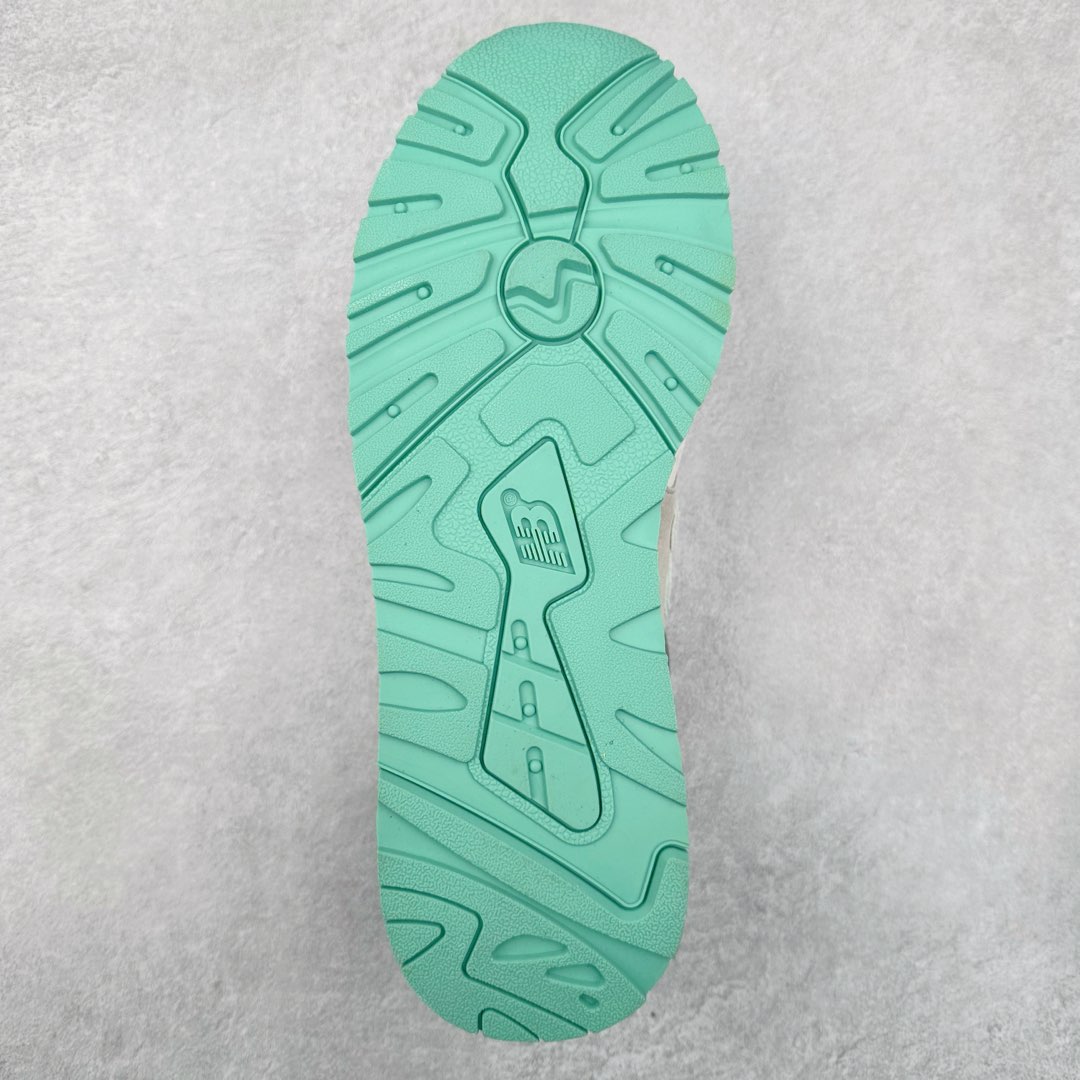 图片[9]-＃纯原福利 New Balance NB999系列 美潮高端原装原装套楦 真正的正品修长鞋型 早期外围实体充正案例无数 外贸客户指定订单前后掌分段组合大底 内置科技软底 缓震效果极佳日系潮人必备款 尺码同步专柜 尺码：39.5 40 40.5 41.5 42 42.5 43 44-选品中心