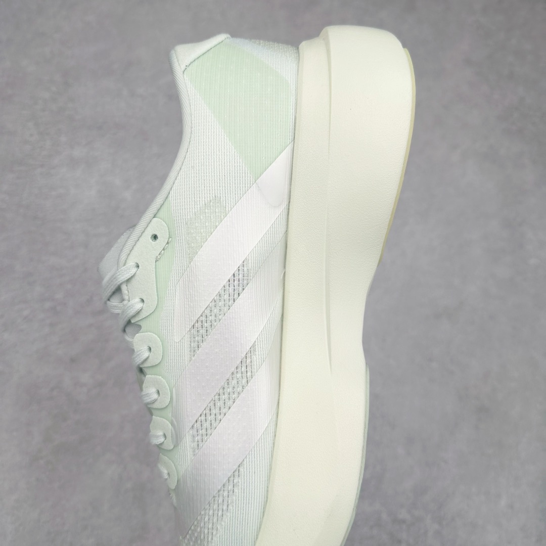 图片[7]-AD Adizero Eva SL M 零度进化版系列低帮轻便透气竞速休闲运动慢跑鞋 JR5840 相信大家对去年 adidas 横空出世的「顶级超跑」adiZero Adios Pro EVO 1 记忆犹新！不仅登顶阿迪史上最轻跑鞋宝座，更在接下来的全球马拉松赛事中，持续书写着惊人成绩，被网友戏称新一代「阿迪神鞋」全网刷屏！极简设计语言与强烈速度感和存在感的鞋侧三线，让人过目不忘，特别种草！其中定位于中长跑训练的 adidas Adizero Evo SL，整体外观造型与 adiZero Adios Pro EVO 1 非常相似。中底配置方面搭载全掌 Lightstrike Pro，鞋面采用透气网面示人，契合日常训练鞋的定位，更加耐用。外底给到了马牌橡胶，及类似上代竞速旗舰 adidas Adizero Adios Pro 3 区域分布。整体看下来无论是外观的鲜明辨识度，还是配置的扎实程度都很顶。尺码：36 36⅔ 37⅓ 38 38⅔ 39⅓ 40 40⅔ 41⅓ 42 42⅔ 43⅓ 44 45-选品中心