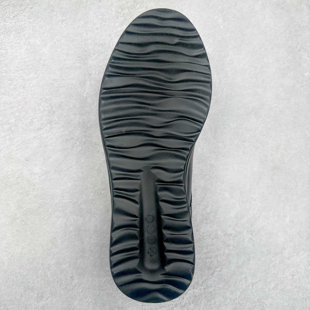 图片[9]-Ecco爱步男鞋新款运动鞋 跑鞋厚底增高老爹鞋 驱动系列全新款式 拼色拼接鞋面 时尚有型 牛皮与纺织品拼接 脚感舒适 出街有型 贴心套脚系带设计 舒适包裹双足 柔软细腻，亲肤透气 以摩托车粗犷胎纹为灵感 PU大底提供牵引性和支撑性 耐磨防滑提升稳定性 轻盈鞋底 舒适耐穿 户外出行 肆意洒脱 尺码：38 39 40 41 42 43 44（皮鞋码）-选品中心