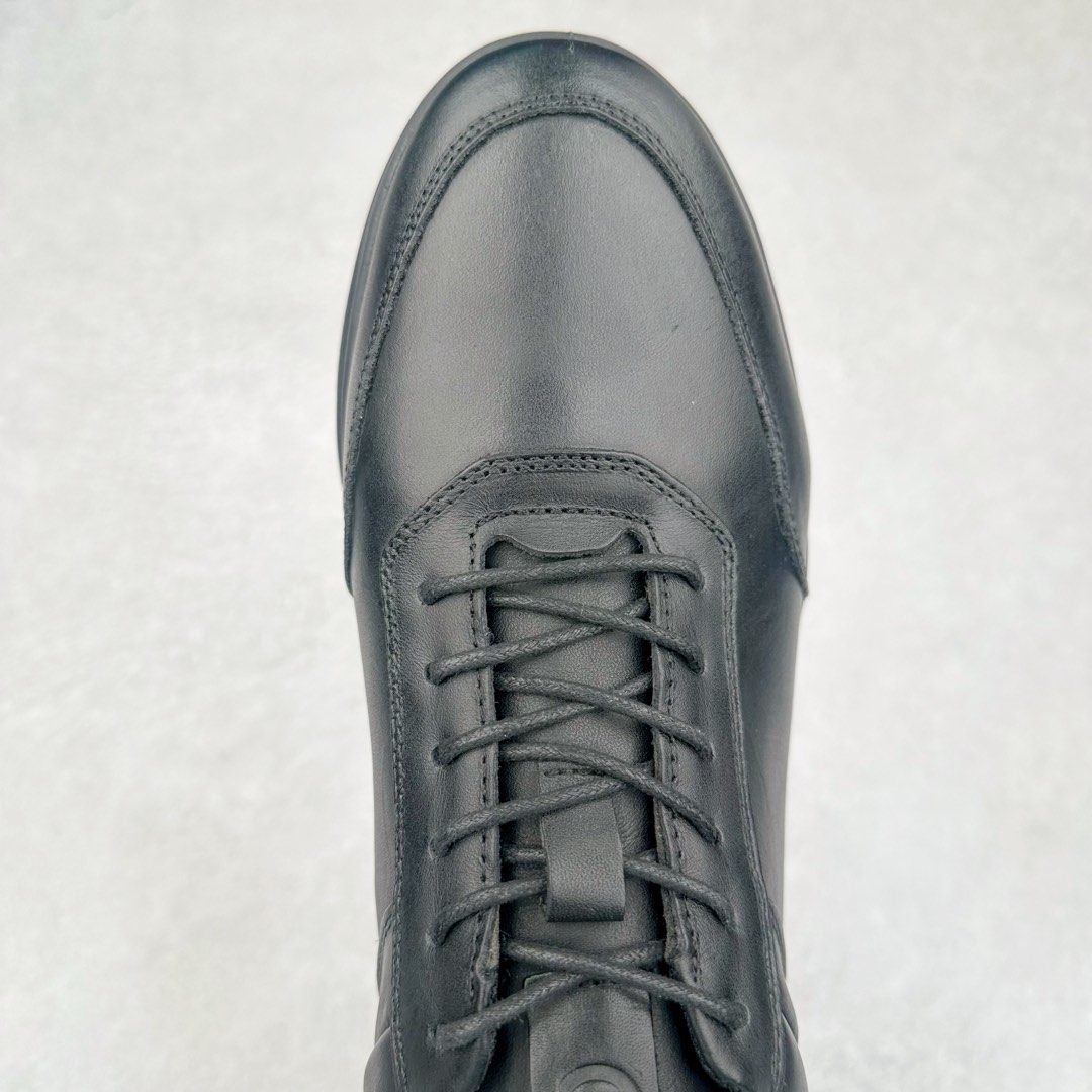 图片[4]-Ecco爱步男鞋新款运动鞋 跑鞋厚底增高老爹鞋 驱动系列全新款式 拼色拼接鞋面 时尚有型 牛皮与纺织品拼接 脚感舒适 出街有型 贴心套脚系带设计 舒适包裹双足 柔软细腻，亲肤透气 以摩托车粗犷胎纹为灵感 PU大底提供牵引性和支撑性 耐磨防滑提升稳定性 轻盈鞋底 舒适耐穿 户外出行 肆意洒脱 尺码：38 39 40 41 42 43 44（皮鞋码）-选品中心