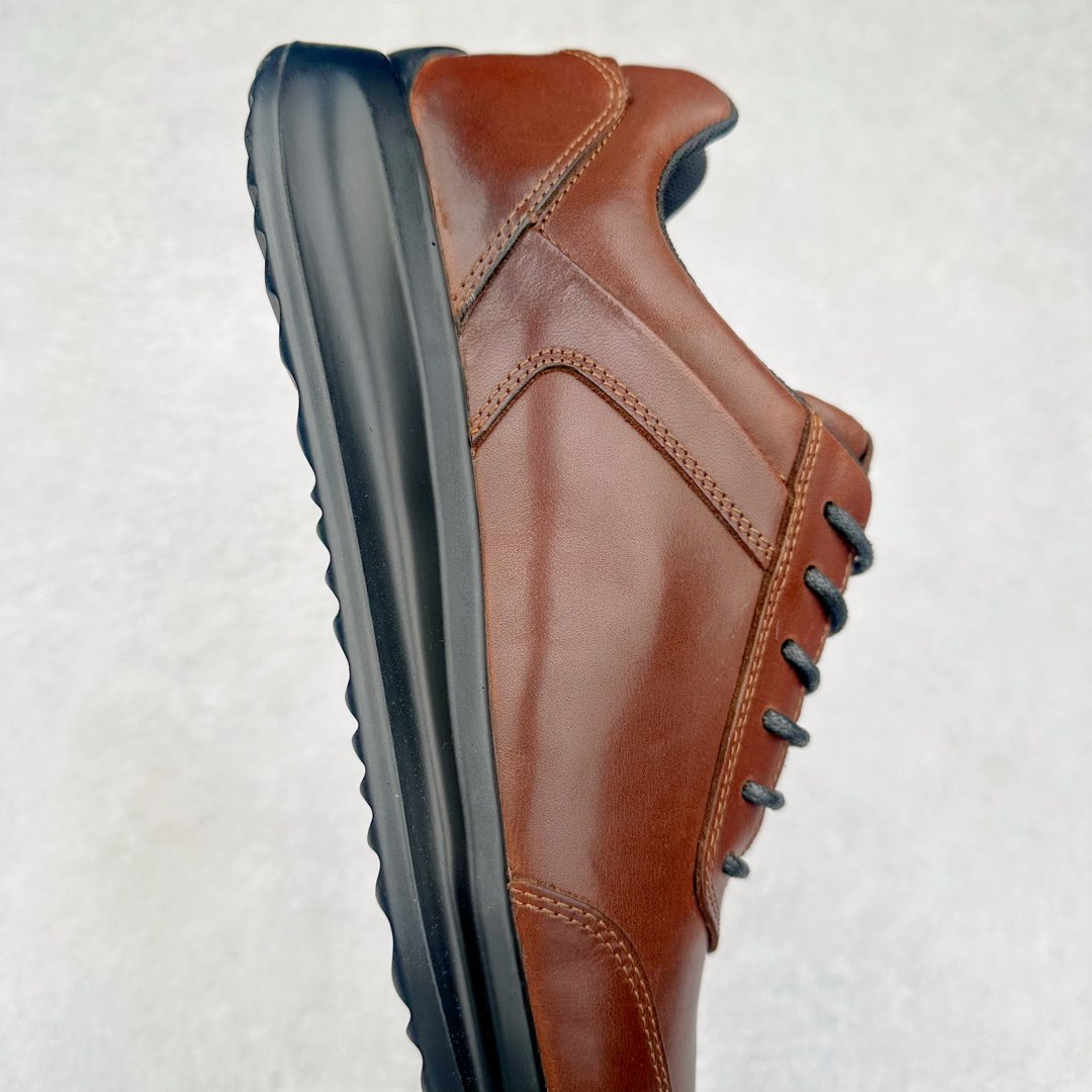 图片[6]-Ecco爱步男鞋新款运动鞋 跑鞋厚底增高老爹鞋 驱动系列全新款式 拼色拼接鞋面 时尚有型 牛皮与纺织品拼接 脚感舒适 出街有型 贴心套脚系带设计 舒适包裹双足 柔软细腻，亲肤透气 以摩托车粗犷胎纹为灵感 PU大底提供牵引性和支撑性 耐磨防滑提升稳定性 轻盈鞋底 舒适耐穿 户外出行 肆意洒脱 尺码：38 39 40 41 42 43 44（皮鞋码）-选品中心