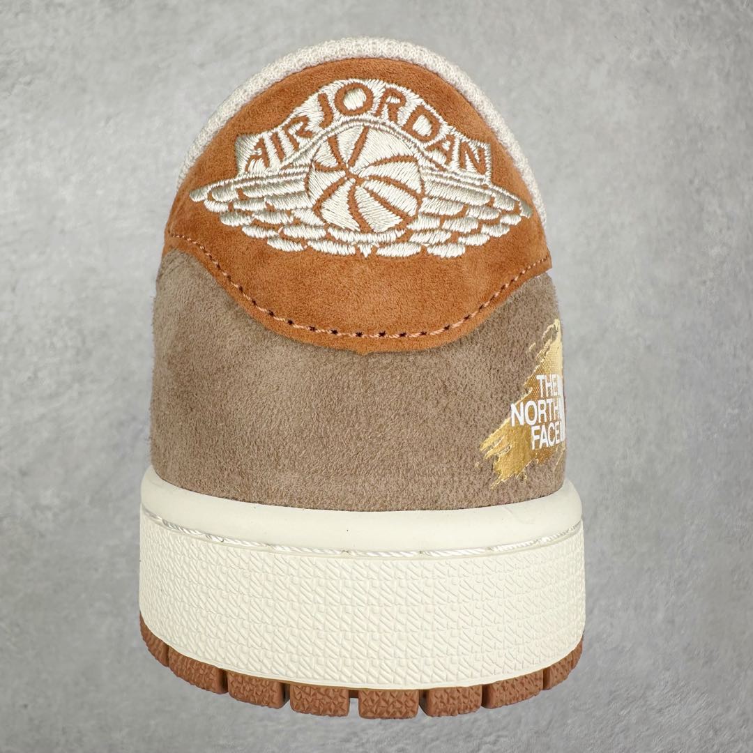 图片[8]-TS x Air Jordan AJ1 Low 倒钩低帮联名定制配色 DM7866-040 原厂内置气垫魔块 A模大底 头层小牛皮 鞋舌AJ原厂专用牛津布+AJ专用反口珍珠布+原厂无杂质高弹内里海棉+特殊封边弹力鞋带 尺码：36 36.5 37.5 38 38.5 39 40 40.5 41 42 42.5 43 44 44.5 45 46 47.5-选品中心