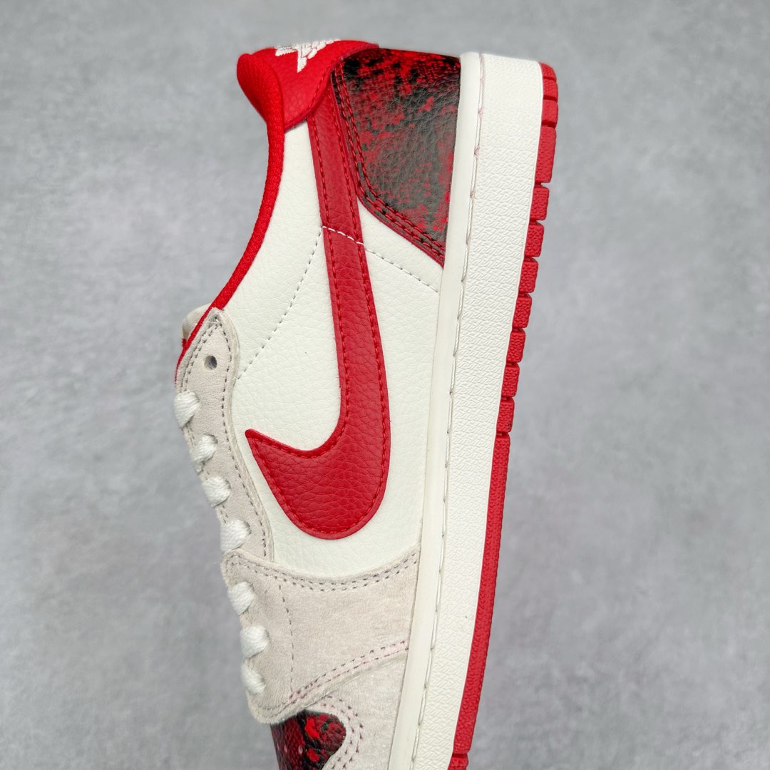 图片[7]-TS x Air Jordan AJ1 Low 倒钩低帮联名定制配色 DM7688-076 原厂内置气垫魔块 A模大底 头层小牛皮 鞋舌AJ原厂专用牛津布+AJ专用反口珍珠布+原厂无杂质高弹内里海棉+特殊封边弹力鞋带 尺码：36 36.5 37.5 38 38.5 39 40 40.5 41 42 42.5 43 44 44.5 45 46 47.5-选品中心
