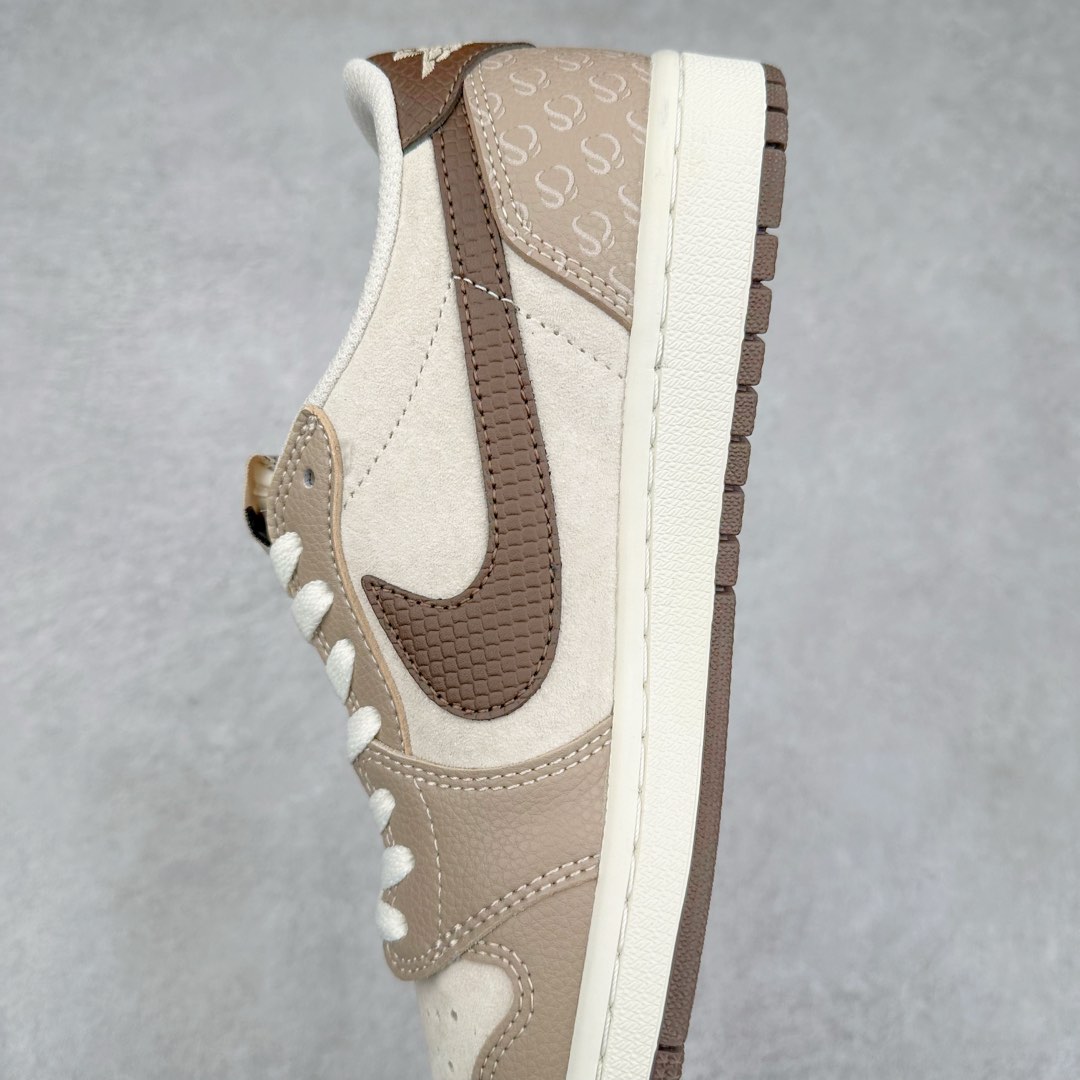 图片[7]-TS x Air Jordan AJ1 Low 倒钩低帮联名定制配色 DM7688-074 原厂内置气垫魔块 A模大底 头层小牛皮 鞋舌AJ原厂专用牛津布+AJ专用反口珍珠布+原厂无杂质高弹内里海棉+特殊封边弹力鞋带 尺码：36 36.5 37.5 38 38.5 39 40 40.5 41 42 42.5 43 44 44.5 45 46 47.5-选品中心