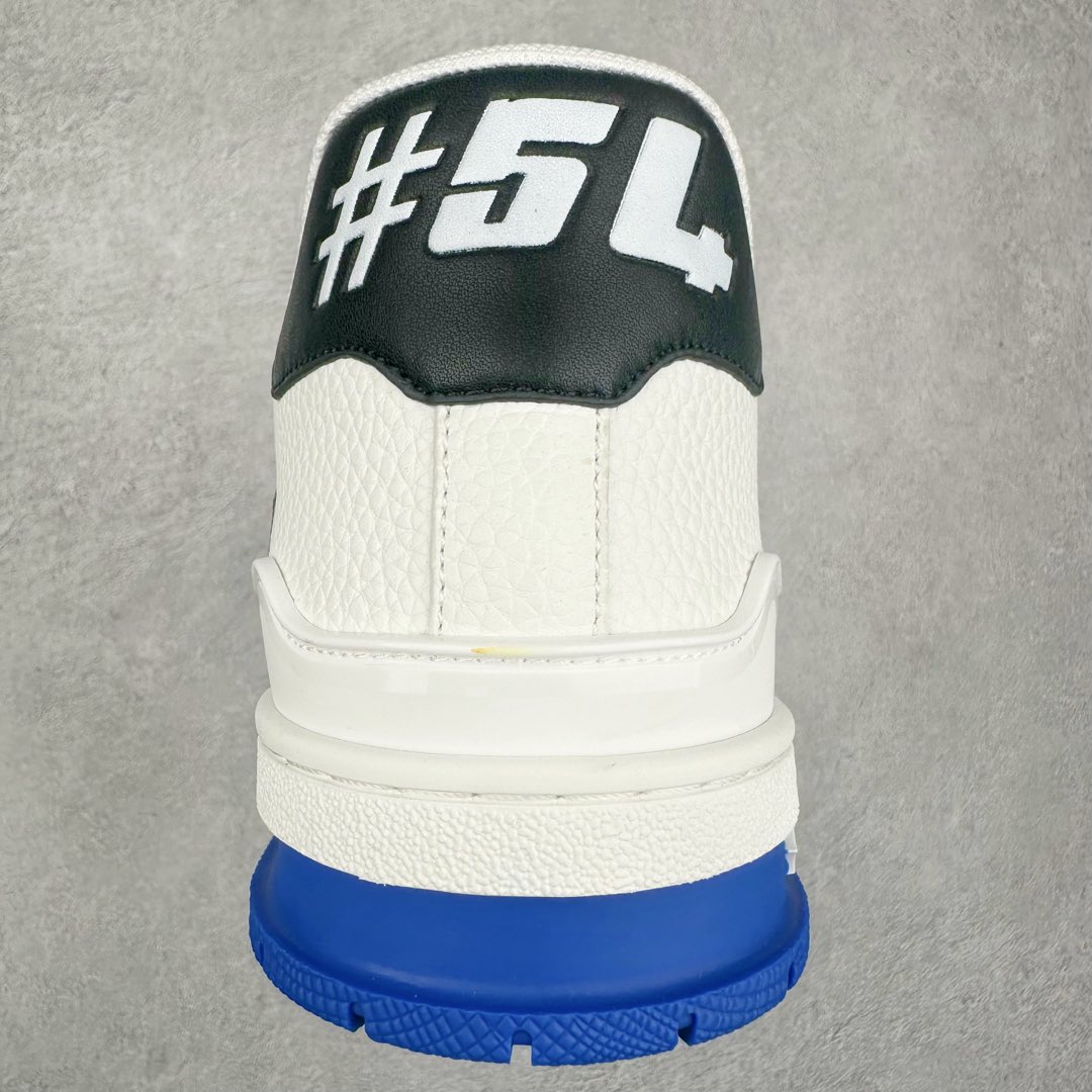 图片[8]-＃K1 Louis Vuitton Trainer lv时装走秀运动鞋 完美鞋型超高的清洁度 零毛边线头瑕疵 全套原楦原纸版原鞋开模 全网最具灵魂的版型 正确原装黄色鞋盒 正确中底印花 鞋面印花3D高频深度立体 全鞋电脑针车 紧密相连 针距密度一致 环保乳胶注塑鞋垫 厚度脚感还原原版 皮面裁剪部位 统一油边封口工艺 原装橡胶大底含胶量大底组合零偏差 专柜全套包装 防尘袋 说明书 质保卡 男女鞋 尺码：35 36 37 38 39 40 41 42 43 44 45-选品中心