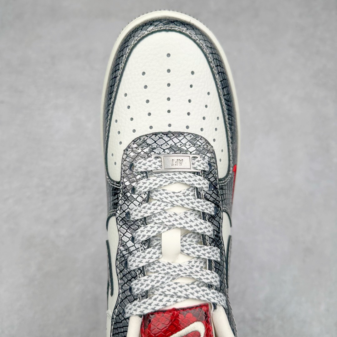 图片[4]-NK Air Force 1´07 Low 空军一号低帮百搭休闲运动板鞋 CH6336-521 柔软、弹性十足的缓震性能和出色的中底设计 横跨复古与现代的外型结合 造就出风靡全球 三十多年的Force 1 直到今天还深受青睐 尺码：36 36.5 37.5 38 38.5 39 40 40.5 41 42 42.5 43 44 44.5 45-选品中心