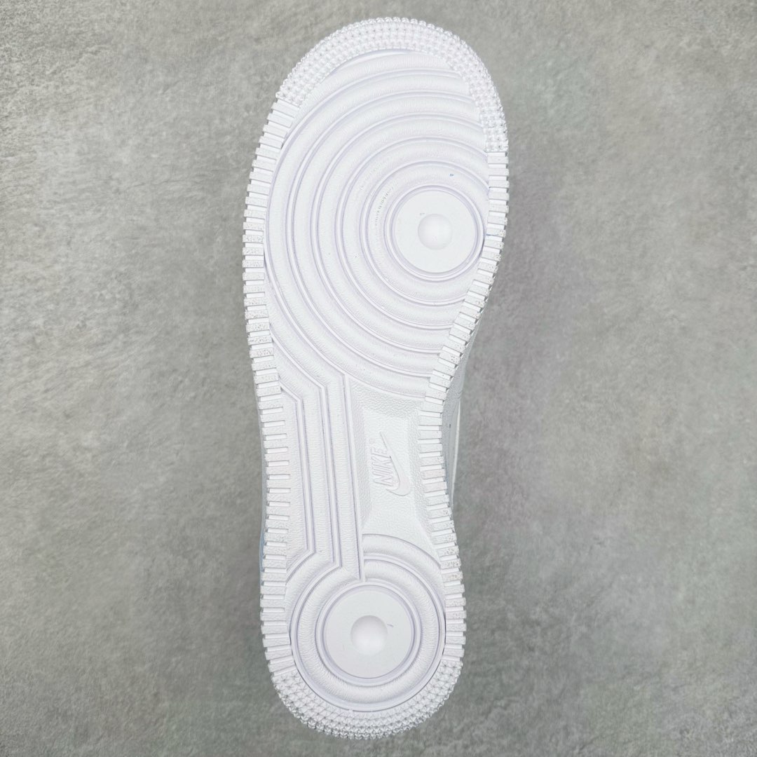 图片[9]-NK Air Force 1´07 Low 空军一号低帮百搭休闲运动板鞋 ZH0316-057 柔软、弹性十足的缓震性能和出色的中底设计 横跨复古与现代的外型结合 造就出风靡全球 三十多年的Force 1 直到今天还深受青睐 尺码：36 36.5 37.5 38 38.5 39 40 40.5 41 42 42.5 43 44 44.5 45-选品中心