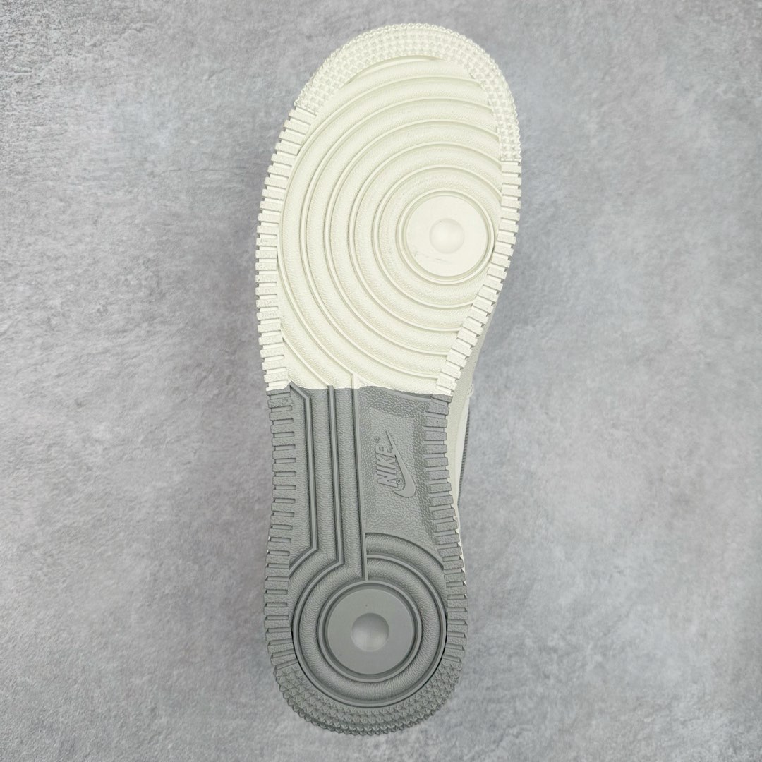 图片[9]-NK Air Force 1´07 Low 空军一号低帮百搭休闲运动板鞋 CH6336-522 柔软、弹性十足的缓震性能和出色的中底设计 横跨复古与现代的外型结合 造就出风靡全球 三十多年的Force 1 直到今天还深受青睐 尺码：36 36.5 37.5 38 38.5 39 40 40.5 41 42 42.5 43 44 44.5 45-选品中心