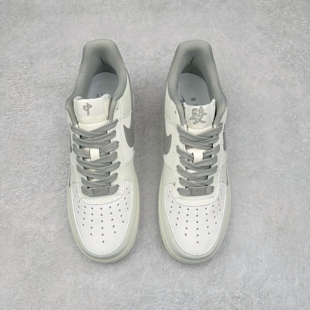 图片[2]-NK Air Force 1´07 Low 空军一号低帮百搭休闲运动板鞋 CH6336-522 柔软、弹性十足的缓震性能和出色的中底设计 横跨复古与现代的外型结合 造就出风靡全球 三十多年的Force 1 直到今天还深受青睐 尺码：36 36.5 37.5 38 38.5 39 40 40.5 41 42 42.5 43 44 44.5 45-选品中心