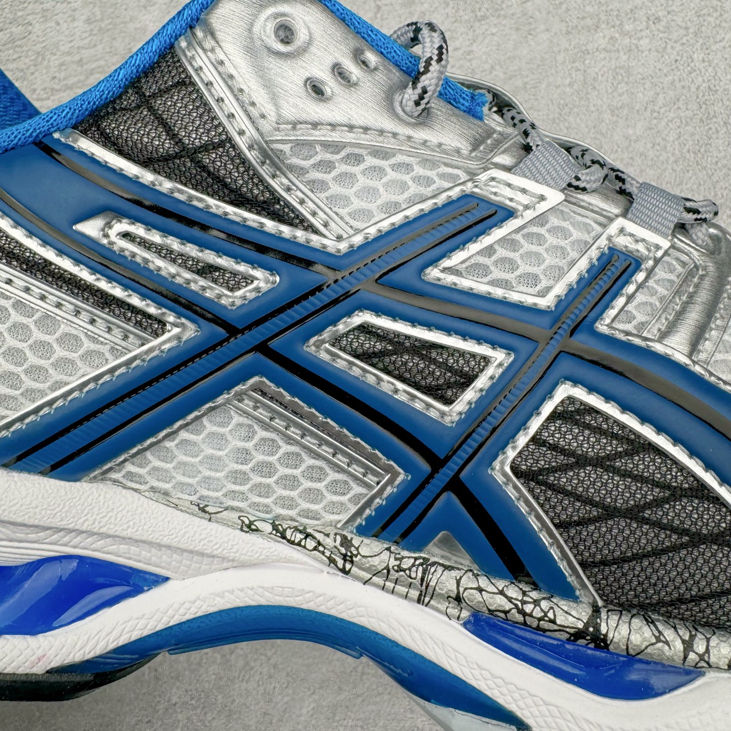 图片[18]-＃PB纯原 Asics Gel-Kayano K14 亚瑟士系列复古舒适织物合成革减震防滑耐磨低帮休闲跑步鞋 内卷时代 纯原品质 真标价格 市场顶级版本 原装纸板楦头开发 独家私模五层组合大底 原厂定制缓震硅胶加持 原盒原配 官方四联吊牌 一比一同步原鞋工艺和用料 鞋面原厂“三明治”多层网布 区别其他同价版本 鞋垫采用原厂OrthoLite欧索莱材质 非普通海玻璃鞋垫 后跟一样采用了GEL缓震胶 整体系列设计非常的科技感 锻炼跑步的同时让你一样时尚百搭 尺码：36 37 37.5 38 39 39.5 40 40.5 41.5 42 42.5 43.5 44 44.5 45-选品中心