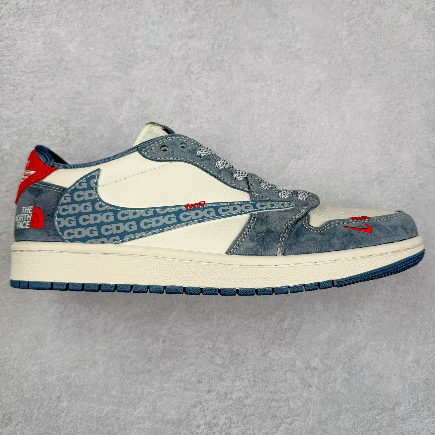 TS x Air Jordan AJ1 Low 倒钩低帮联名定制配色 DM9288-005 原厂内置气垫魔块 A模大底 头层小牛皮 鞋舌AJ原厂专用牛津布+AJ专用反口珍珠布+原厂无杂质高弹内里海棉+特殊封边弹力鞋带 尺码:36 36.5 37.5 38 38.5 39 40 40.5 41 42 42.5 43 44 44.5 45 46 47.5-选品中心