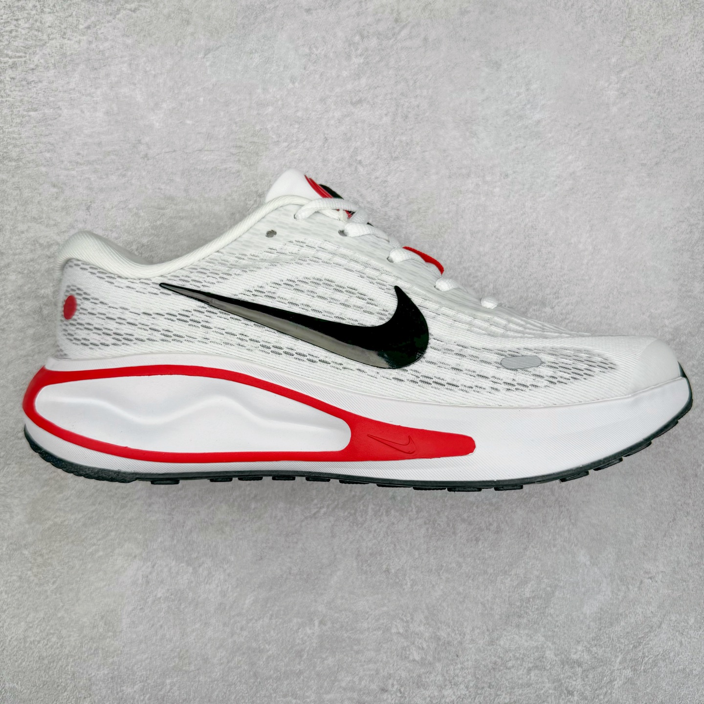 图片[3]-＃纯原福利 NK Journey Run 旅程慢跑系列低帮轻质缓震休闲运动公路跑步鞋 采用科技织法轻盈织物合成鞋面材质 搭载柔软厚实ComfiRide 泡绵缓震组合外置防滑耐磨橡胶底片 穿上 Journey Run 公路跑步鞋 尽情畅跑 享受每一步的风景 搭载柔软厚实的 ComfiRide 泡绵缓震配置 助你征服充满挑战的路面 大步流星 微笑前行 该鞋款舒适非凡 让你爱不释脚 尺码：35.5 36 36.5 37.5 38 38.5 39 40 40.5 41 42 42.5 43 44 44.5 45-选品中心