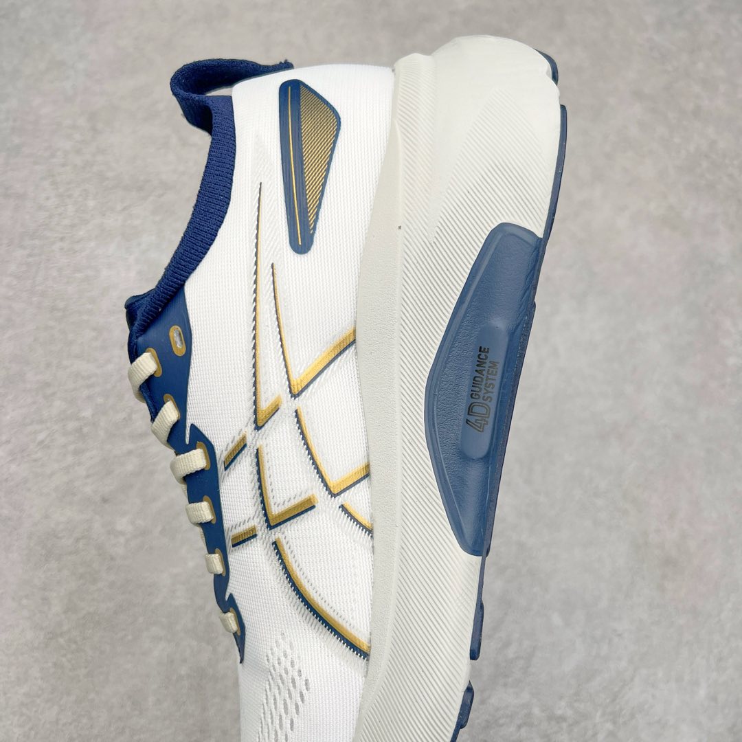 图片[7]-Asics Gel-Kayano 31 亚瑟士卡亚诺31代低帮专业有氧超轻量休闲运动全能慢跑鞋全球知名运动品牌ASICS正式推出新款GEL-KAYANO 31跑鞋，旨在通过全新稳定结构以提升产品可适性，满足跑者的足部稳定需求，让每一位跑者从起跑到结束都能够感受到焕然一新的稳定性与舒适性，从而帮助更多人找到身心平衡，获得自在舒适的健康生活方式。秉持着ASICS亚瑟士的设计哲学，全新一代GEL-KAYANO 31应运而生。为进一步升级产品的稳定性，GEL-KAYANO 31采用了全新4D引导系统，通过内侧稳定装置提升可适性，满足足部稳定需求，帮助足弓迅速返回到平衡位置。作为基于生物力学研究打造的全新稳定结构，4D引导系统不仅提升了跑鞋对双脚的支撑性，它还将人体不同的运动状态纳入设计考量，帮助跑者在多种跑动强度下获得充足的稳定性和理想的舒适度。尺码：36 37 37.5 38 39.5 40 40.5 41.5 42 42.5 43.5 44 44.5 45-选品中心