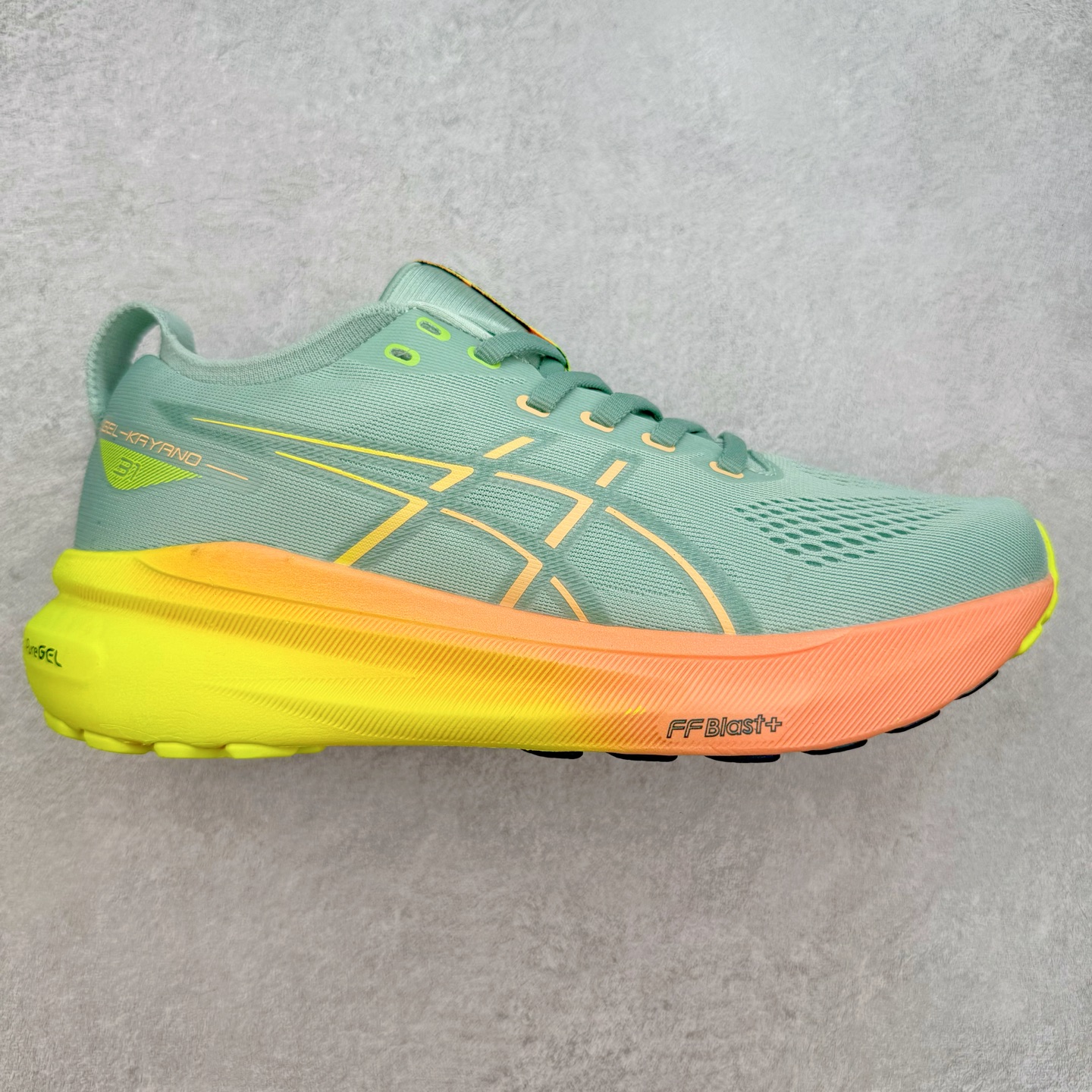 图片[5]-Asics Gel-Kayano 31 亚瑟士卡亚诺31代低帮专业有氧超轻量休闲运动全能慢跑鞋全球知名运动品牌ASICS正式推出新款GEL-KAYANO 31跑鞋，旨在通过全新稳定结构以提升产品可适性，满足跑者的足部稳定需求，让每一位跑者从起跑到结束都能够感受到焕然一新的稳定性与舒适性，从而帮助更多人找到身心平衡，获得自在舒适的健康生活方式。秉持着ASICS亚瑟士的设计哲学，全新一代GEL-KAYANO 31应运而生。为进一步升级产品的稳定性，GEL-KAYANO 31采用了全新4D引导系统，通过内侧稳定装置提升可适性，满足足部稳定需求，帮助足弓迅速返回到平衡位置。作为基于生物力学研究打造的全新稳定结构，4D引导系统不仅提升了跑鞋对双脚的支撑性，它还将人体不同的运动状态纳入设计考量，帮助跑者在多种跑动强度下获得充足的稳定性和理想的舒适度。尺码：36 37 37.5 38 39.5 40 40.5 41.5 42 42.5 43.5 44 44.5 45-选品中心