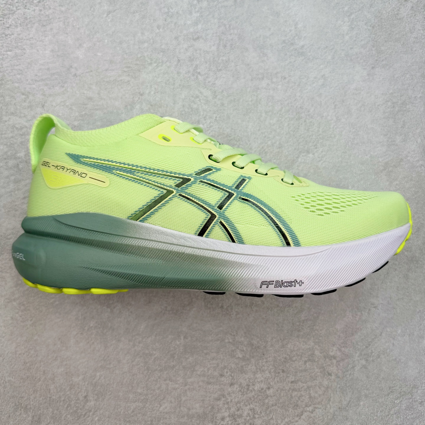 图片[3]-Asics Gel-Kayano 31 亚瑟士卡亚诺31代低帮专业有氧超轻量休闲运动全能慢跑鞋全球知名运动品牌ASICS正式推出新款GEL-KAYANO 31跑鞋，旨在通过全新稳定结构以提升产品可适性，满足跑者的足部稳定需求，让每一位跑者从起跑到结束都能够感受到焕然一新的稳定性与舒适性，从而帮助更多人找到身心平衡，获得自在舒适的健康生活方式。秉持着ASICS亚瑟士的设计哲学，全新一代GEL-KAYANO 31应运而生。为进一步升级产品的稳定性，GEL-KAYANO 31采用了全新4D引导系统，通过内侧稳定装置提升可适性，满足足部稳定需求，帮助足弓迅速返回到平衡位置。作为基于生物力学研究打造的全新稳定结构，4D引导系统不仅提升了跑鞋对双脚的支撑性，它还将人体不同的运动状态纳入设计考量，帮助跑者在多种跑动强度下获得充足的稳定性和理想的舒适度。尺码：36 37 37.5 38 39.5 40 40.5 41.5 42 42.5 43.5 44 44.5 45-选品中心