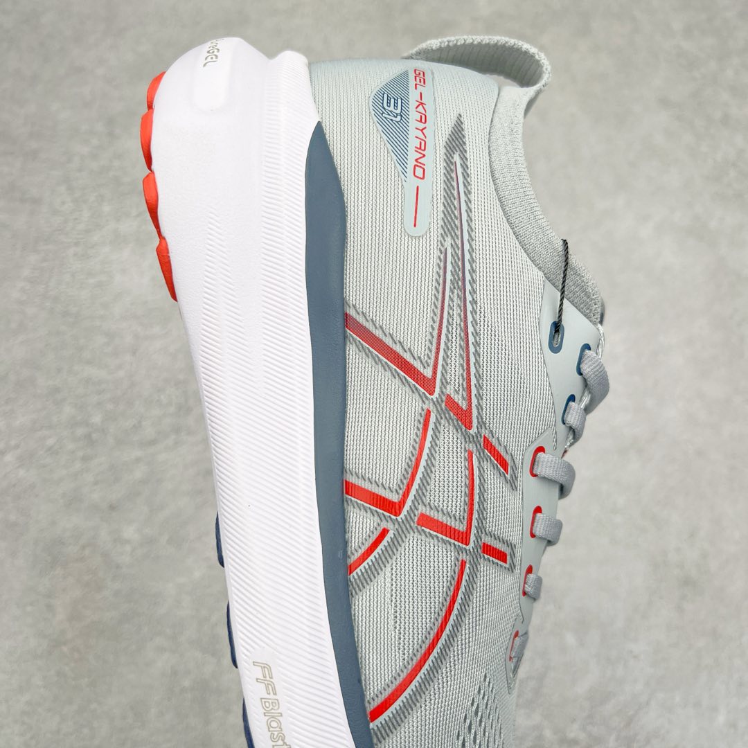 图片[6]-Asics Gel-Kayano 31 亚瑟士卡亚诺31代低帮专业有氧超轻量休闲运动全能慢跑鞋全球知名运动品牌ASICS正式推出新款GEL-KAYANO 31跑鞋，旨在通过全新稳定结构以提升产品可适性，满足跑者的足部稳定需求，让每一位跑者从起跑到结束都能够感受到焕然一新的稳定性与舒适性，从而帮助更多人找到身心平衡，获得自在舒适的健康生活方式。秉持着ASICS亚瑟士的设计哲学，全新一代GEL-KAYANO 31应运而生。为进一步升级产品的稳定性，GEL-KAYANO 31采用了全新4D引导系统，通过内侧稳定装置提升可适性，满足足部稳定需求，帮助足弓迅速返回到平衡位置。作为基于生物力学研究打造的全新稳定结构，4D引导系统不仅提升了跑鞋对双脚的支撑性，它还将人体不同的运动状态纳入设计考量，帮助跑者在多种跑动强度下获得充足的稳定性和理想的舒适度。尺码：36 37 37.5 38 39.5 40 40.5 41.5 42 42.5 43.5 44 44.5 45-选品中心