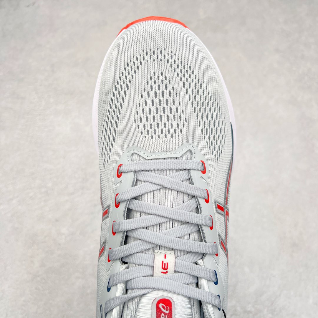 图片[4]-Asics Gel-Kayano 31 亚瑟士卡亚诺31代低帮专业有氧超轻量休闲运动全能慢跑鞋全球知名运动品牌ASICS正式推出新款GEL-KAYANO 31跑鞋，旨在通过全新稳定结构以提升产品可适性，满足跑者的足部稳定需求，让每一位跑者从起跑到结束都能够感受到焕然一新的稳定性与舒适性，从而帮助更多人找到身心平衡，获得自在舒适的健康生活方式。秉持着ASICS亚瑟士的设计哲学，全新一代GEL-KAYANO 31应运而生。为进一步升级产品的稳定性，GEL-KAYANO 31采用了全新4D引导系统，通过内侧稳定装置提升可适性，满足足部稳定需求，帮助足弓迅速返回到平衡位置。作为基于生物力学研究打造的全新稳定结构，4D引导系统不仅提升了跑鞋对双脚的支撑性，它还将人体不同的运动状态纳入设计考量，帮助跑者在多种跑动强度下获得充足的稳定性和理想的舒适度。尺码：36 37 37.5 38 39.5 40 40.5 41.5 42 42.5 43.5 44 44.5 45-选品中心