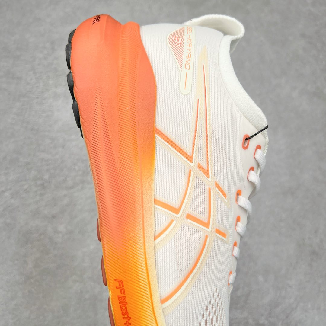 图片[6]-Asics Gel-Kayano 31 亚瑟士卡亚诺31代低帮专业有氧超轻量休闲运动全能慢跑鞋全球知名运动品牌ASICS正式推出新款GEL-KAYANO 31跑鞋，旨在通过全新稳定结构以提升产品可适性，满足跑者的足部稳定需求，让每一位跑者从起跑到结束都能够感受到焕然一新的稳定性与舒适性，从而帮助更多人找到身心平衡，获得自在舒适的健康生活方式。秉持着ASICS亚瑟士的设计哲学，全新一代GEL-KAYANO 31应运而生。为进一步升级产品的稳定性，GEL-KAYANO 31采用了全新4D引导系统，通过内侧稳定装置提升可适性，满足足部稳定需求，帮助足弓迅速返回到平衡位置。作为基于生物力学研究打造的全新稳定结构，4D引导系统不仅提升了跑鞋对双脚的支撑性，它还将人体不同的运动状态纳入设计考量，帮助跑者在多种跑动强度下获得充足的稳定性和理想的舒适度。尺码：36 37 37.5 38 39.5 40 40.5 41.5 42 42.5 43.5 44 44.5 45-选品中心