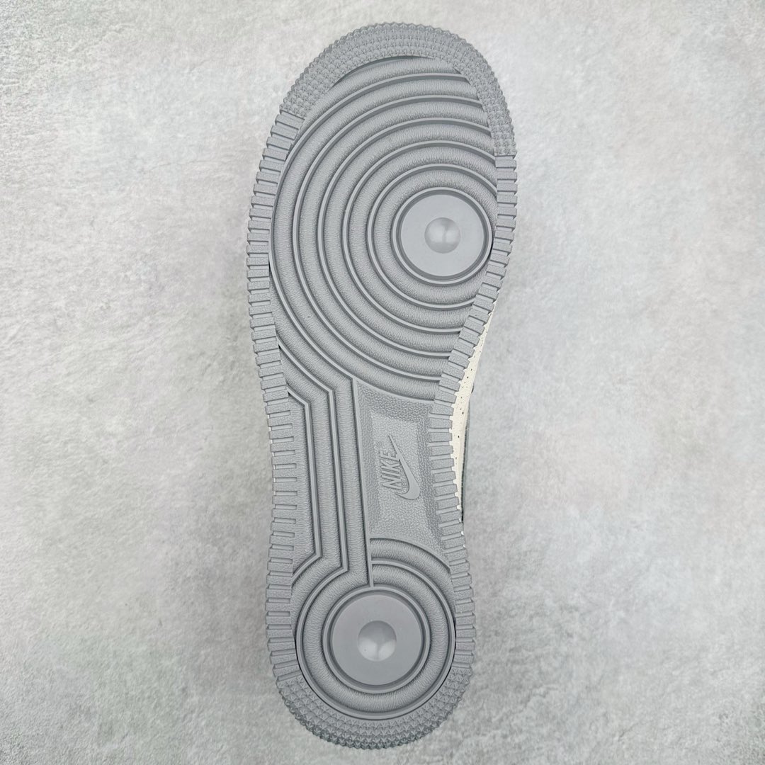 图片[9]-NK Air Force 1´07 Low 空军一号低帮百搭休闲运动板鞋 DM6868-020 柔软、弹性十足的缓震性能和出色的中底设计 横跨复古与现代的外型结合 造就出风靡全球 三十多年的Force 1 直到今天还深受青睐 尺码：36 36.5 37.5 38 38.5 39 40 40.5 41 42 42.5 43 44 44.5 45-选品中心