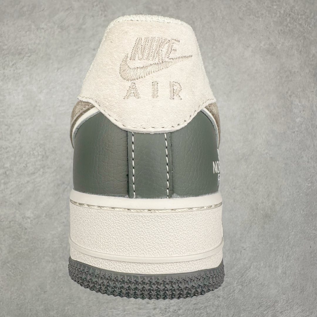 图片[8]-NK Air Force 1´07 Low 空军一号低帮百搭休闲运动板鞋 DM6868-046 柔软、弹性十足的缓震性能和出色的中底设计 横跨复古与现代的外型结合 造就出风靡全球 三十多年的Force 1 直到今天还深受青睐 尺码：36 36.5 37.5 38 38.5 39 40 40.5 41 42 42.5 43 44 44.5 45-选品中心