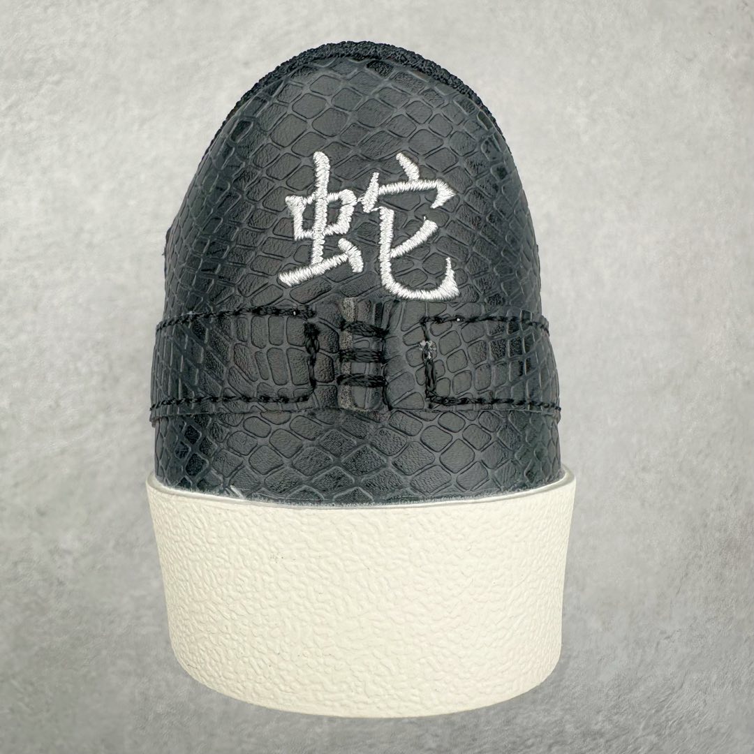 图片[8]-NK Blazer Low \’77 Jumbo 开拓者大钩 DN2158-0061 焕新升级经典 Blazer 鞋款 大号 Swoosh 突出新时代更加张扬的潮流感 对经典的又一次改良升级 大号 Swoosh 设计结合宽大鞋带 符合当下潮流意趣 橡胶外底融入凸起人字形底纹增添几分户外感觉 尺码：36 36.5 37.5 38 38.5 39 40 40.5 41 42 42.5 43 44 44.5 45-选品中心