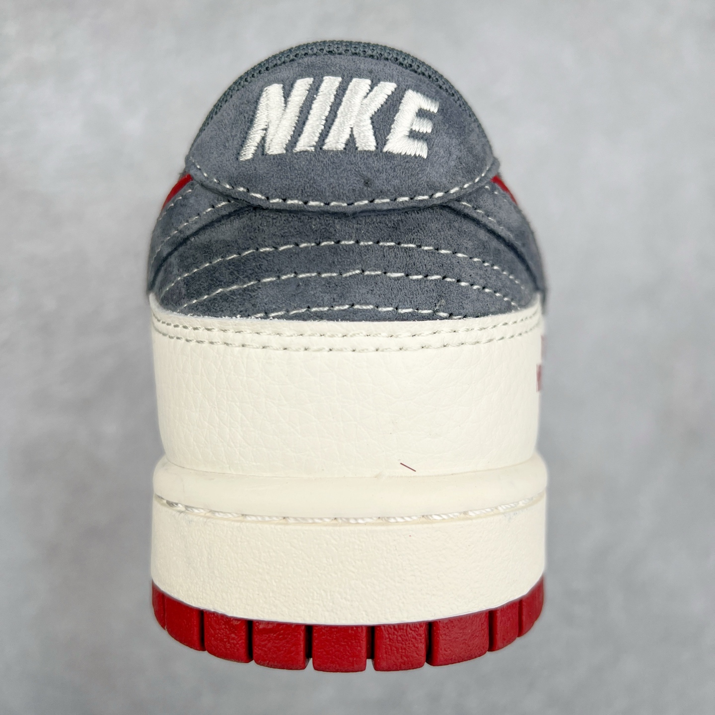 图片[8]-NK Dunk Low 定制配色 DM6868-023 大厂出品 极力推荐 原装头层材料 独家版型蒸餾加工帶來的是更好的视觉和脚感体验大厂纯原品质出货 清洁度 电绣工艺 皮料切割干净无任何毛边 细节完美 尺码：36 36.5 37.5 38 38.5 39 40 40.5 41 42 42.5 43 44 44.5 45-选品中心