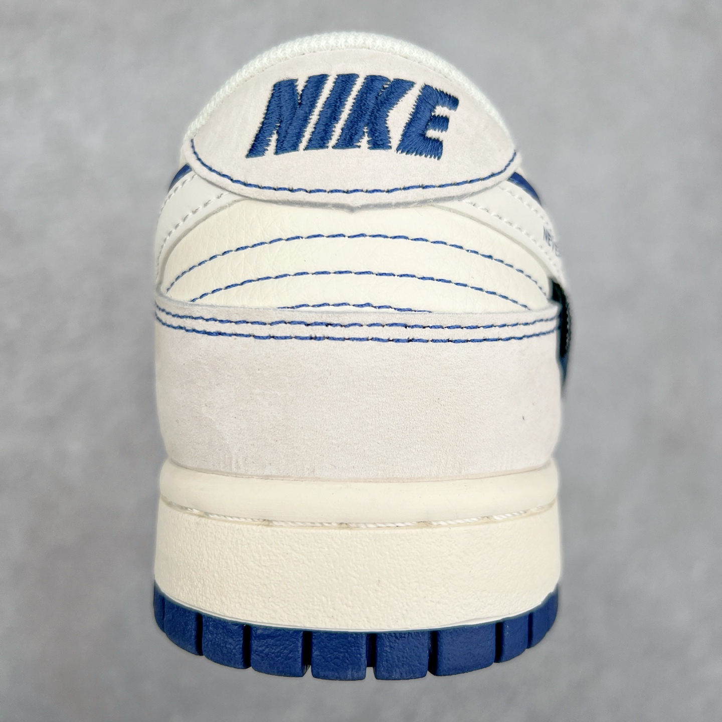 图片[8]-NK Dunk Low 定制配色 DM6868-042 大厂出品 极力推荐 原装头层材料 独家版型蒸餾加工帶來的是更好的视觉和脚感体验大厂纯原品质出货 清洁度 电绣工艺 皮料切割干净无任何毛边 细节完美 尺码：36 36.5 37.5 38 38.5 39 40 40.5 41 42 42.5 43 44 44.5 45-选品中心