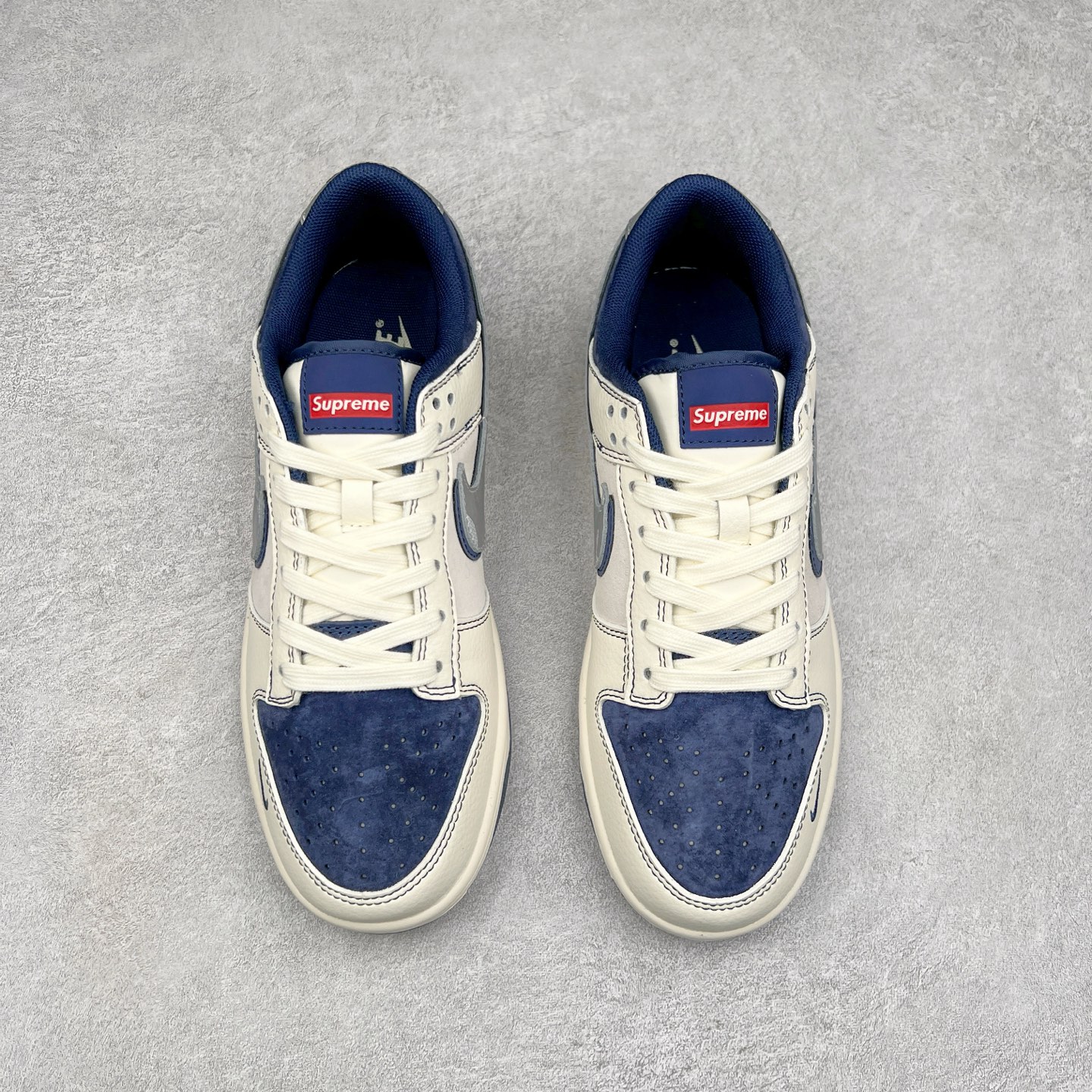 图片[2]-NK Dunk Low 定制配色 DM6868-034 大厂出品 极力推荐 原装头层材料 独家版型蒸餾加工帶來的是更好的视觉和脚感体验大厂纯原品质出货 清洁度 电绣工艺 皮料切割干净无任何毛边 细节完美 尺码：36 36.5 37.5 38 38.5 39 40 40.5 41 42 42.5 43 44 44.5 45-选品中心