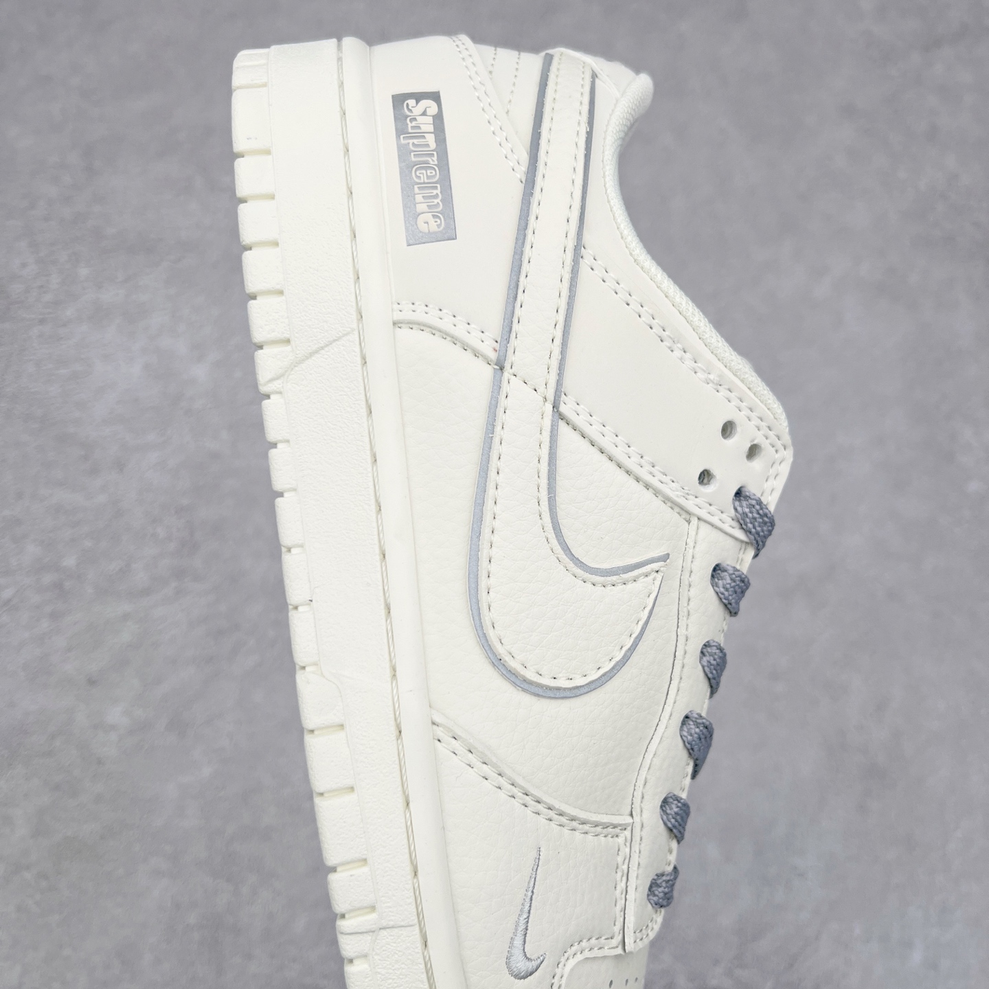 图片[6]-NK Dunk Low 定制配色 DQ1098-392 大厂出品 极力推荐 原装头层材料 独家版型蒸餾加工帶來的是更好的视觉和脚感体验大厂纯原品质出货 清洁度 电绣工艺 皮料切割干净无任何毛边 细节完美 尺码：36 36.5 37.5 38 38.5 39 40 40.5 41 42 42.5 43 44 44.5 45-选品中心