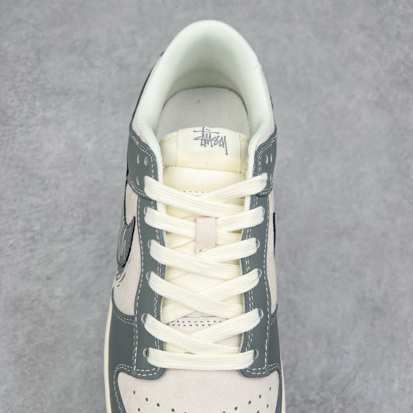 图片[5]-NK Dunk Low 定制配色 DM6868-024 大厂出品 极力推荐 原装头层材料 独家版型蒸餾加工帶來的是更好的视觉和脚感体验大厂纯原品质出货 清洁度 电绣工艺 皮料切割干净无任何毛边 细节完美 尺码：36 36.5 37.5 38 38.5 39 40 40.5 41 42 42.5 43 44 44.5 45-选品中心