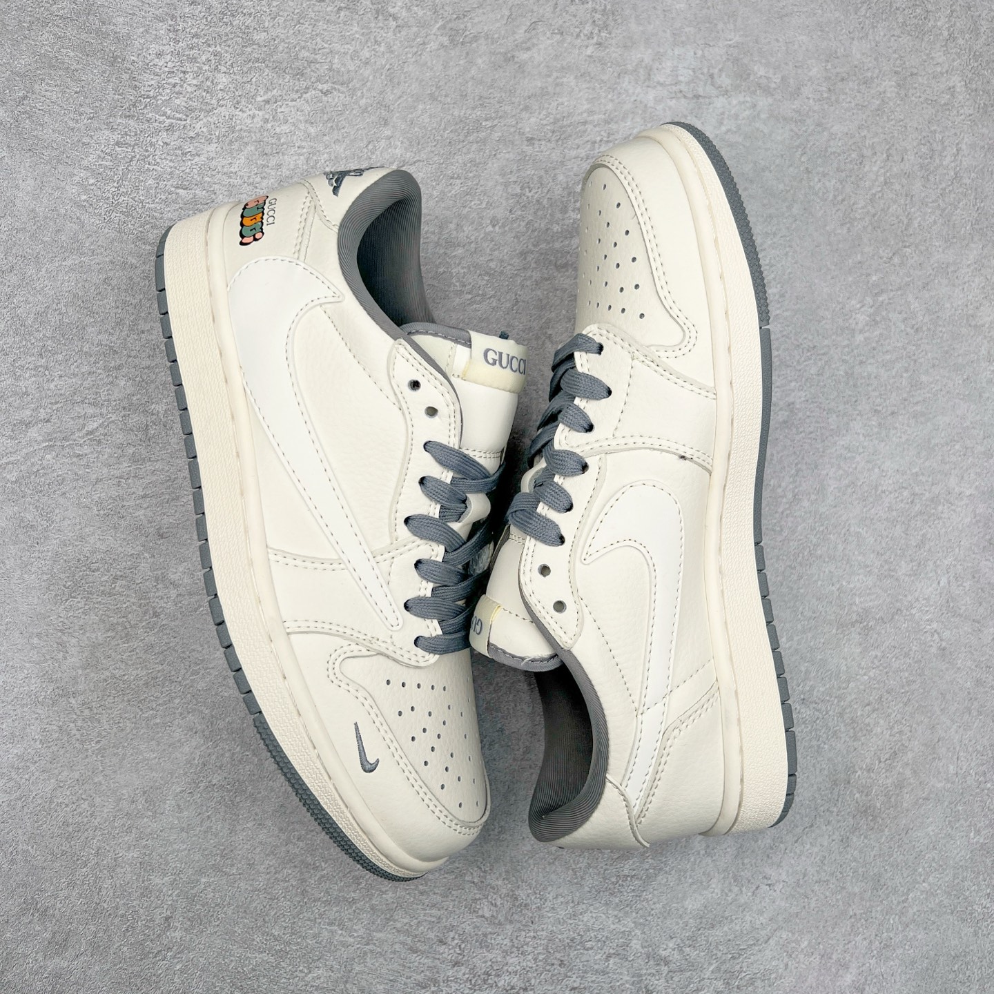 图片[3]-TS x Air Jordan AJ1 Low 倒钩低帮联名定制配色 DM6688-607 原厂内置气垫魔块 A模大底 头层小牛皮 鞋舌AJ原厂专用牛津布+AJ专用反口珍珠布+原厂无杂质高弹内里海棉+特殊封边弹力鞋带 尺码：36 36.5 37.5 38 38.5 39 40 40.5 41 42 42.5 43 44 44.5 45 46 47.5-选品中心