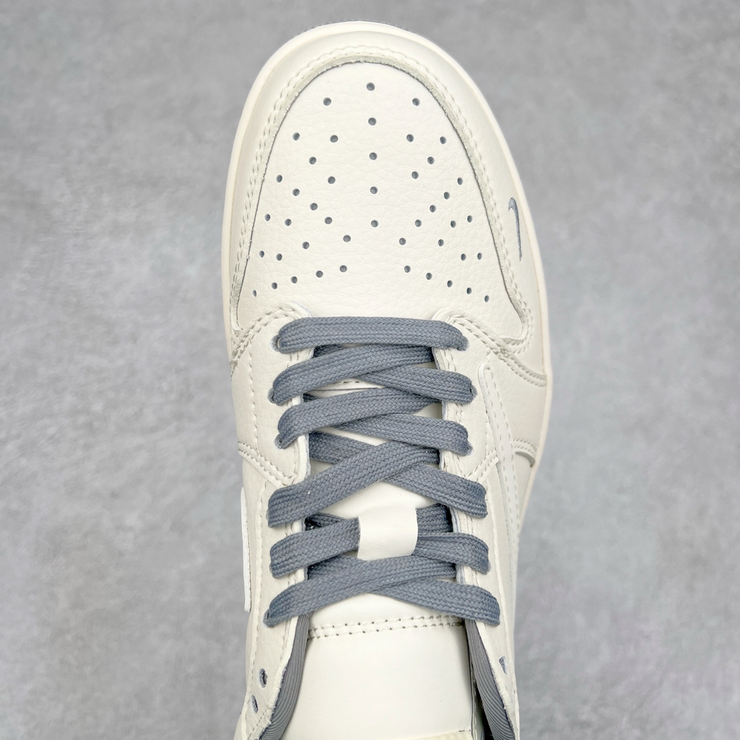 图片[4]-TS x Air Jordan AJ1 Low 倒钩低帮联名定制配色 DM6688-607 原厂内置气垫魔块 A模大底 头层小牛皮 鞋舌AJ原厂专用牛津布+AJ专用反口珍珠布+原厂无杂质高弹内里海棉+特殊封边弹力鞋带 尺码：36 36.5 37.5 38 38.5 39 40 40.5 41 42 42.5 43 44 44.5 45 46 47.5-选品中心