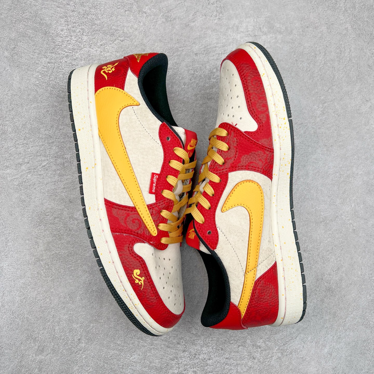 图片[3]-TS x Air Jordan AJ1 Low 倒钩低帮联名定制配色 DM7866-093 原厂内置气垫魔块 A模大底 头层小牛皮 鞋舌AJ原厂专用牛津布+AJ专用反口珍珠布+原厂无杂质高弹内里海棉+特殊封边弹力鞋带 尺码：36 36.5 37.5 38 38.5 39 40 40.5 41 42 42.5 43 44 44.5 45 46 47.5-选品中心