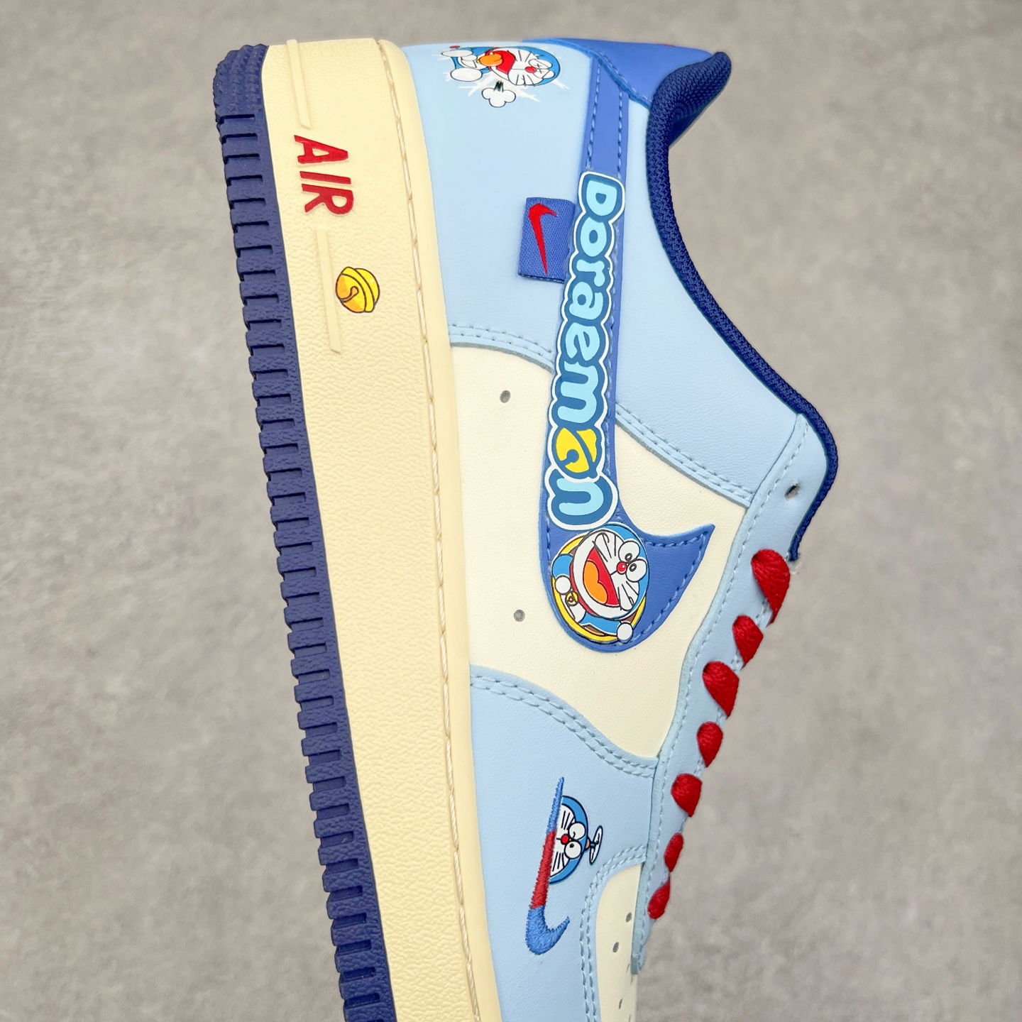 图片[6]-NK Air Force 1´07 Low 空军一号低帮百搭休闲运动板鞋 XL2420-333 柔软、弹性十足的缓震性能和出色的中底设计 横跨复古与现代的外型结合 造就出风靡全球 三十多年的Force 1 直到今天还深受青睐 尺码：36 36.5 37.5 38 38.5 39 40 40.5 41 42 42.5 43 44 44.5 45-选品中心