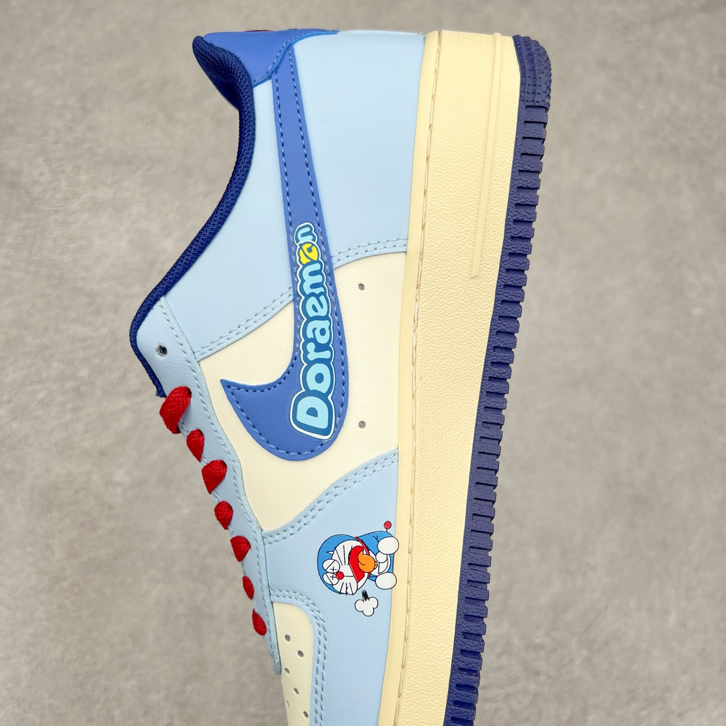 图片[7]-NK Air Force 1´07 Low 空军一号低帮百搭休闲运动板鞋 XL2420-333 柔软、弹性十足的缓震性能和出色的中底设计 横跨复古与现代的外型结合 造就出风靡全球 三十多年的Force 1 直到今天还深受青睐 尺码：36 36.5 37.5 38 38.5 39 40 40.5 41 42 42.5 43 44 44.5 45-选品中心