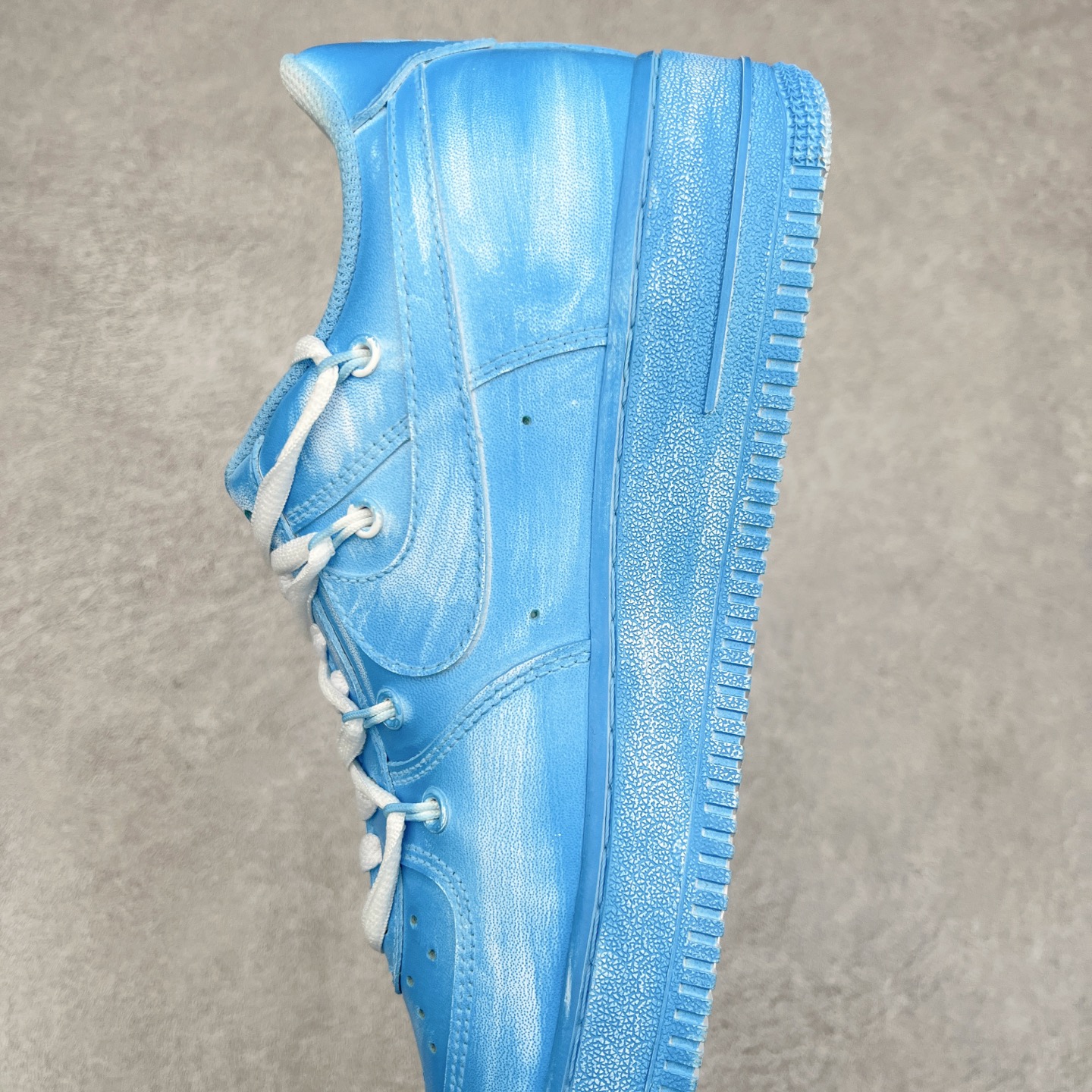 图片[7]-NK Air Force 1´07 Low 空军一号低帮百搭休闲运动板鞋 YY2024-992 柔软、弹性十足的缓震性能和出色的中底设计 横跨复古与现代的外型结合 造就出风靡全球 三十多年的Force 1 直到今天还深受青睐 尺码：36 36.5 37.5 38 38.5 39 40 40.5 41 42 42.5 43 44 44.5 45-选品中心