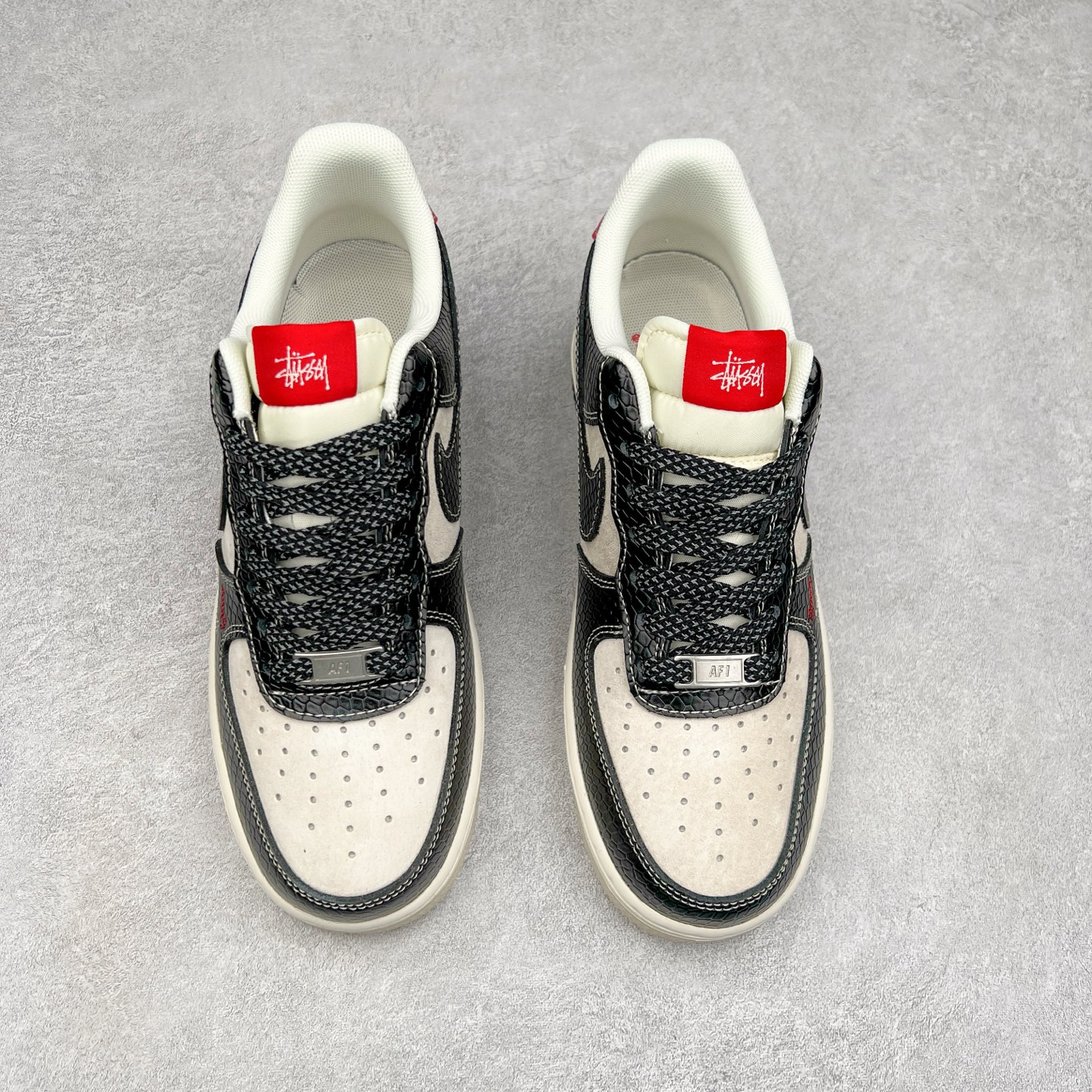 图片[2]-NK Air Force 1´07 Low 空军一号低帮百搭休闲运动板鞋 HH7518-034 柔软、弹性十足的缓震性能和出色的中底设计 横跨复古与现代的外型结合 造就出风靡全球 三十多年的Force 1 直到今天还深受青睐 尺码：36 36.5 37.5 38 38.5 39 40 40.5 41 42 42.5 43 44 44.5 45-选品中心