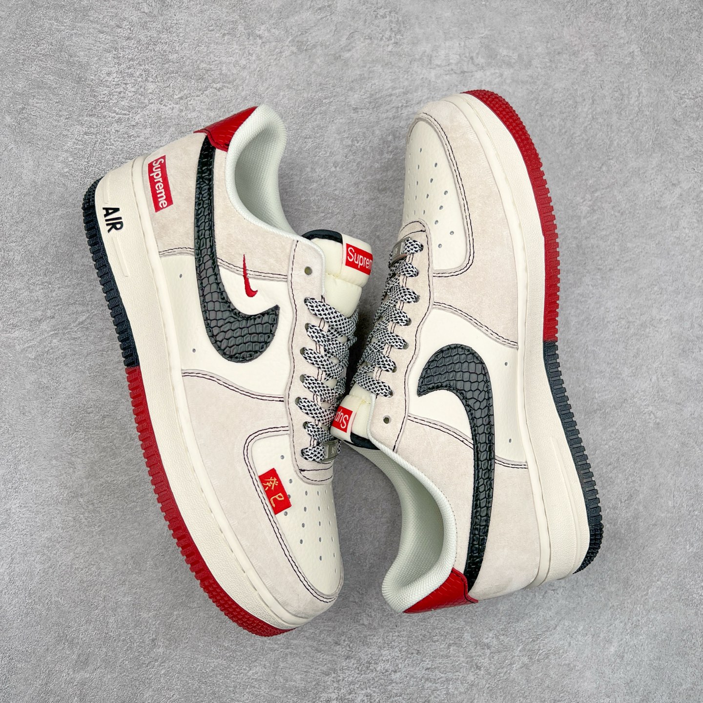 图片[3]-NK Air Force 1´07 Low 空军一号低帮百搭休闲运动板鞋 HH7518-033 柔软、弹性十足的缓震性能和出色的中底设计 横跨复古与现代的外型结合 造就出风靡全球 三十多年的Force 1 直到今天还深受青睐 尺码：36 36.5 37.5 38 38.5 39 40 40.5 41 42 42.5 43 44 44.5 45-选品中心