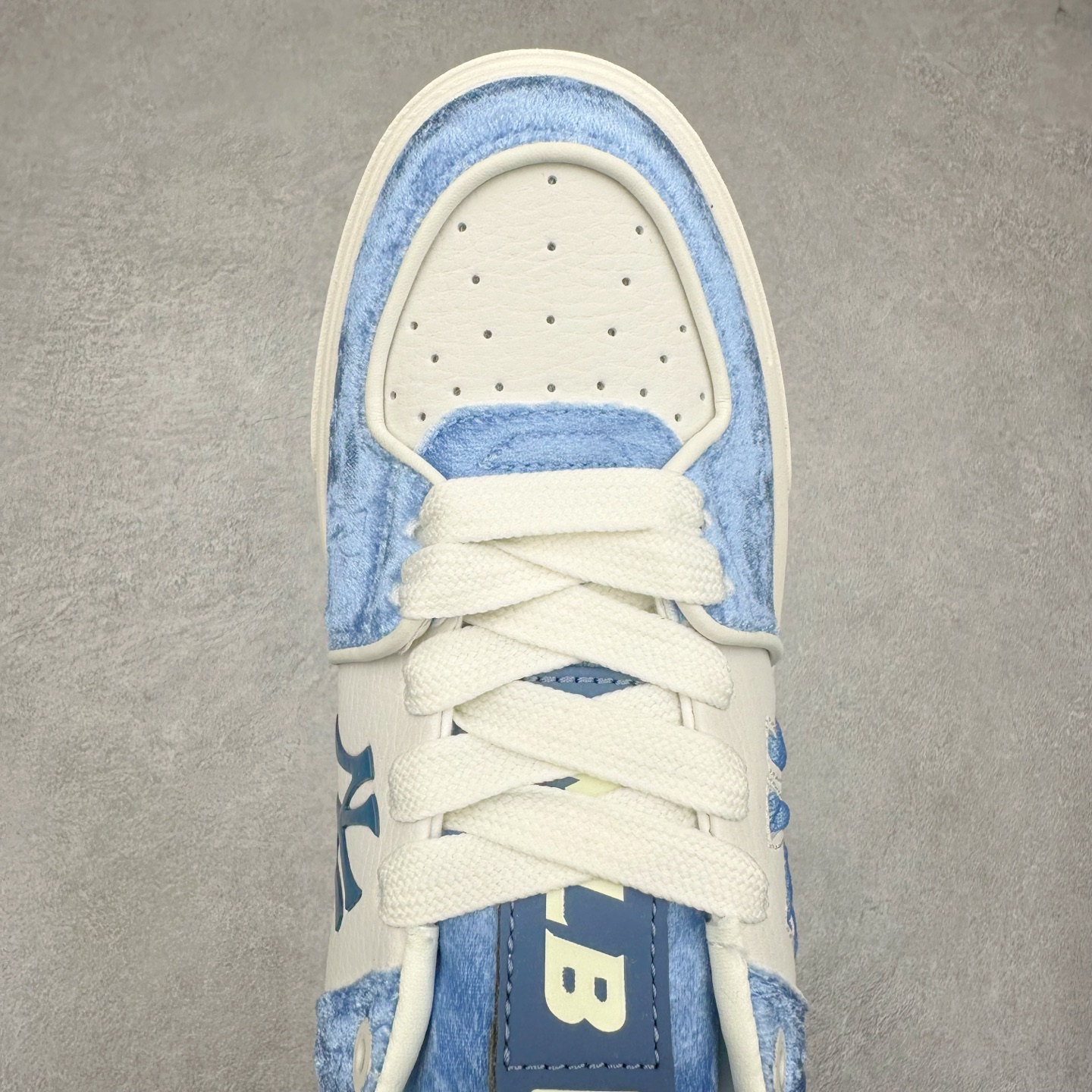 图片[4]-MLB Chunky Liner Basic 复古印花学长鞋系列低帮轻量增高厚底百搭休闲运动慢跑鞋板鞋 Korea韩国联名NY美国榄球纽约洋基队限定 韩国代购专供 全套原楦原纸板原厂数据开发 正确中底拉帮中底网布细节 平台代购专供 左脚内置芯片 韩国代购吊牌标贴 独家一比一RB+MD组合大底 高频后跟小人Logo精准对位立体饱满 正确网布加超迁鞋面 转印中底走线紧密 转印Logo工艺表层防刮不掉色 尺码：35 36 36.5 37.5 38 38.5 39 40 40.5 41 42 42.5 43 44 45-选品中心