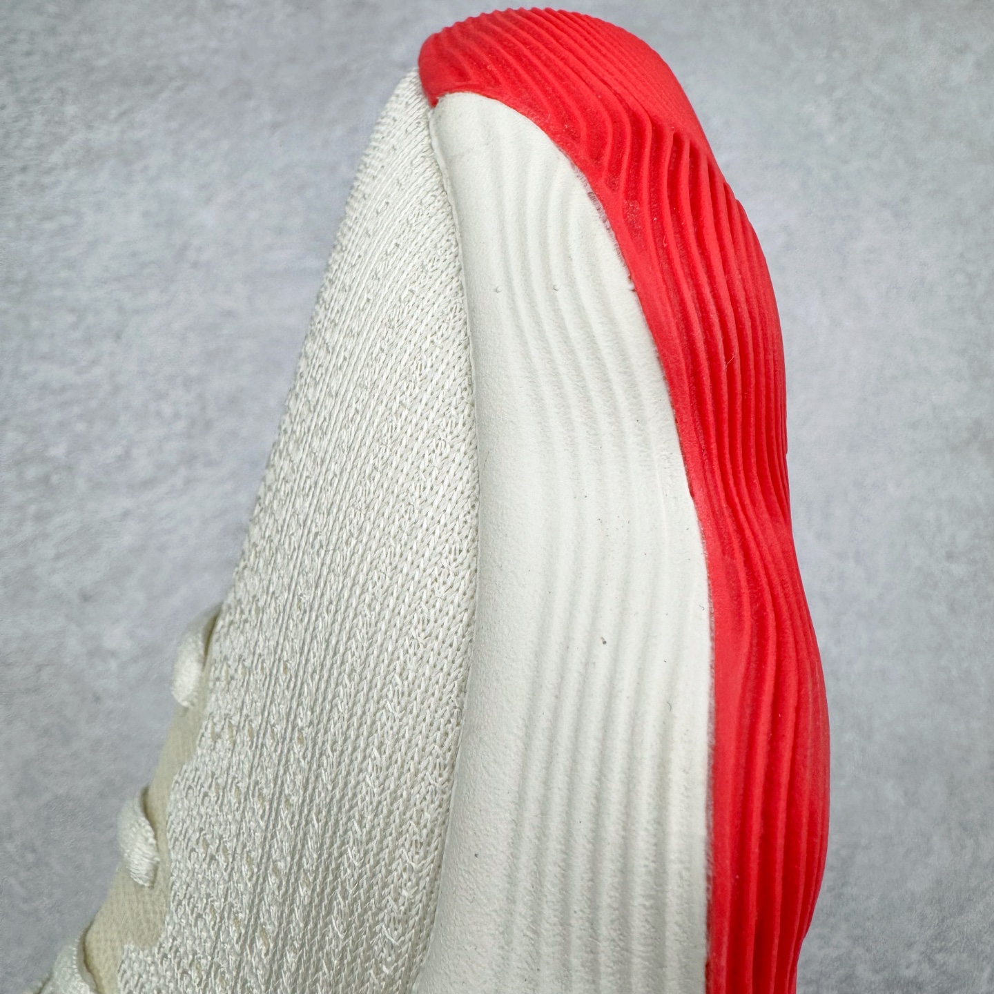 图片[16]-＃K版纯原 NK Hyperdunk HD2017 Low EP 实战篮球鞋 米白红 IB4638-161 实战神鞋 绝迹单品 圈内高端零售大神实体冲Z唯一指定的渠道版本 目前可过各类鉴定或无法鉴定 能操作的私聊 非PT本地产物 品控细节要求做到极致完美 材料细节质感百分百区别市面任意代号纯原版本 不惧任何对比 市场独一档的产物 实体冲Z标准严格把控 每一处细节分毫不差 原汁原味公司货的味道 尺码：39 40 40.5 41 42 42.5 43 44 44.5 45 46 47.5\\r-选品中心